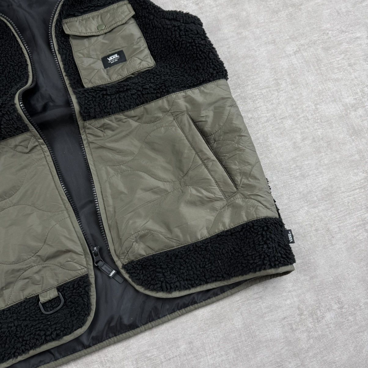 Vans Vans Sherpa Vest Size US XS / EU 42 / 0 - 2 Thumbnail