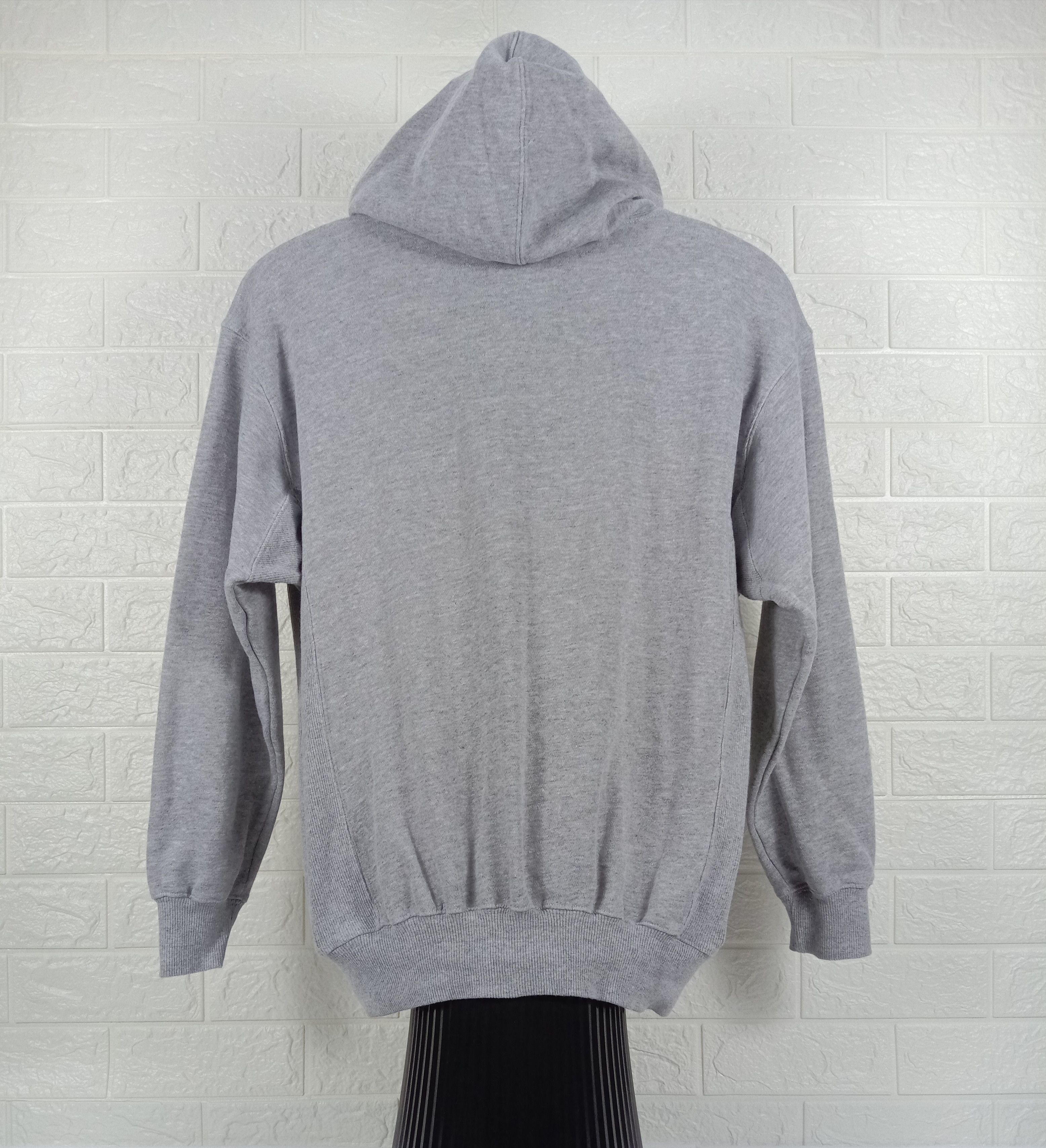 Nike Vintage Nike Embroidery Swoosh Hoodie Sweatshirt Size US L / EU 52-54 / 3 - 4 Thumbnail