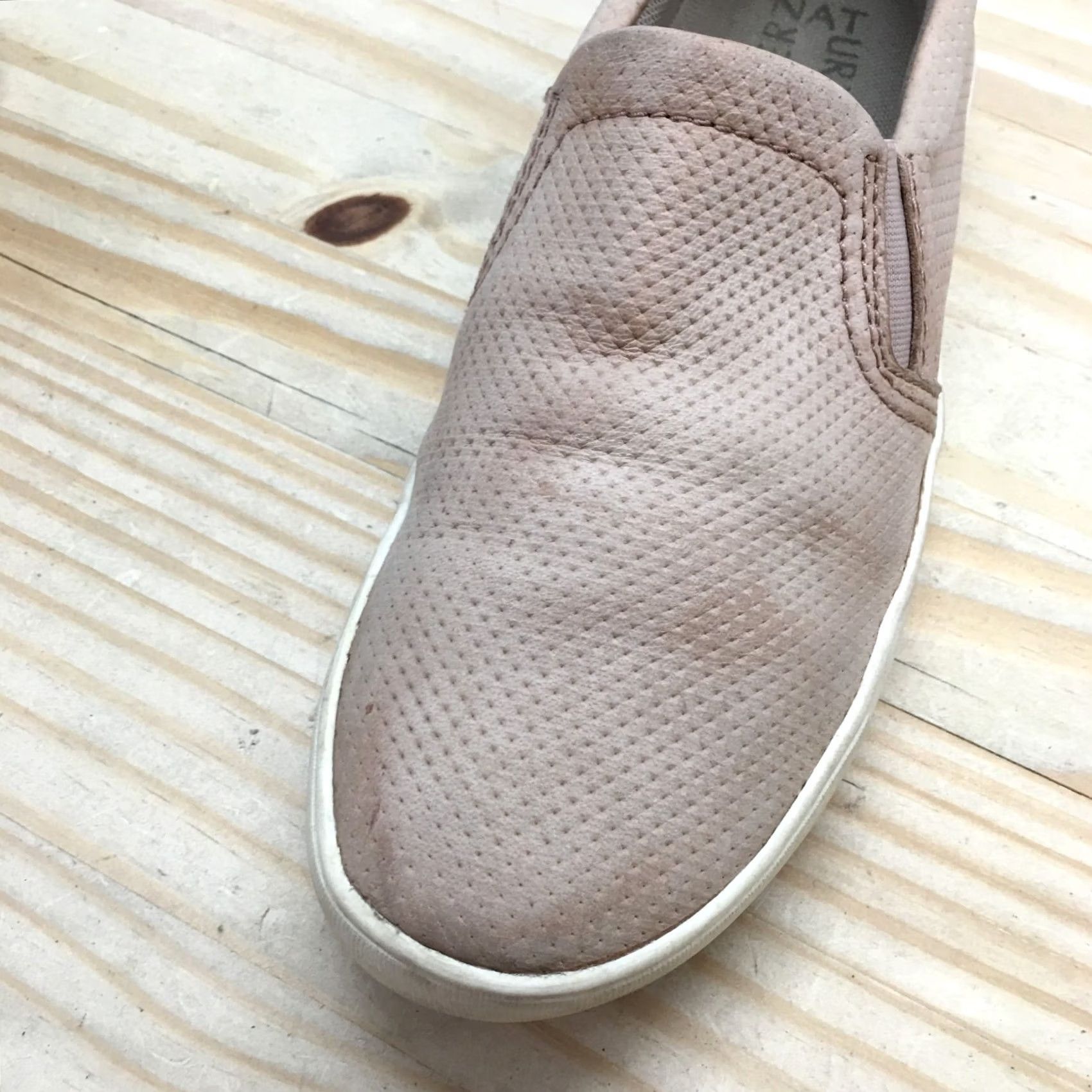 Naturalizer Naturalizer Sneakers Womens 8M Beige Marianne Slip On Perforated Leather Casual Size US 8 / IT 38 - 7 Thumbnail