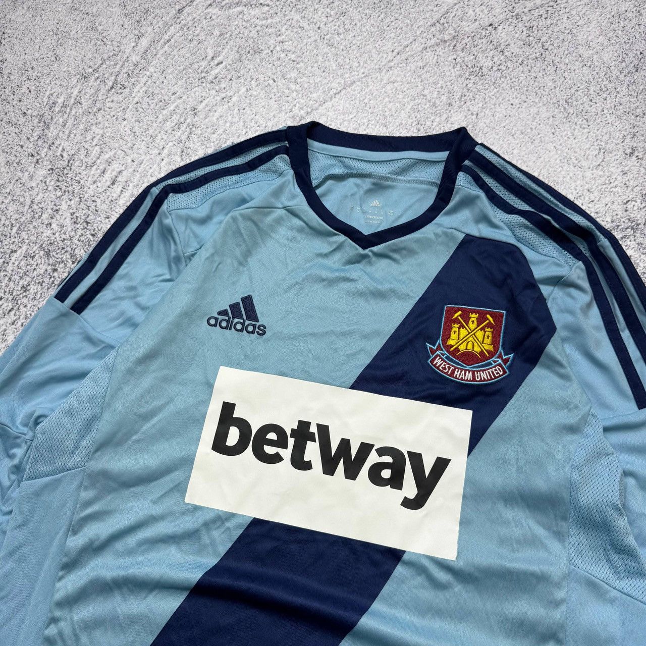 Adidas Adidas West Ham United 2014/2015 Football Jersey LongSleeve Size US M / EU 48-50 / 2 - 9 Thumbnail