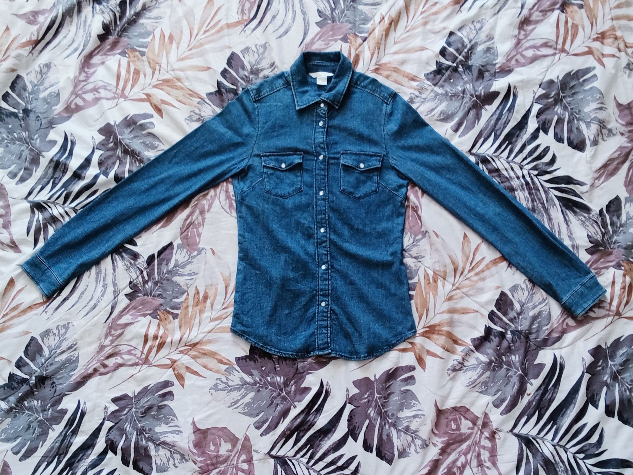 Japanese Brand × Le Grande Bleu (L.G.B.) × Vintage H & M denim shirt Size M / US 6-8 / IT 42-44 - 1 Thumbnail