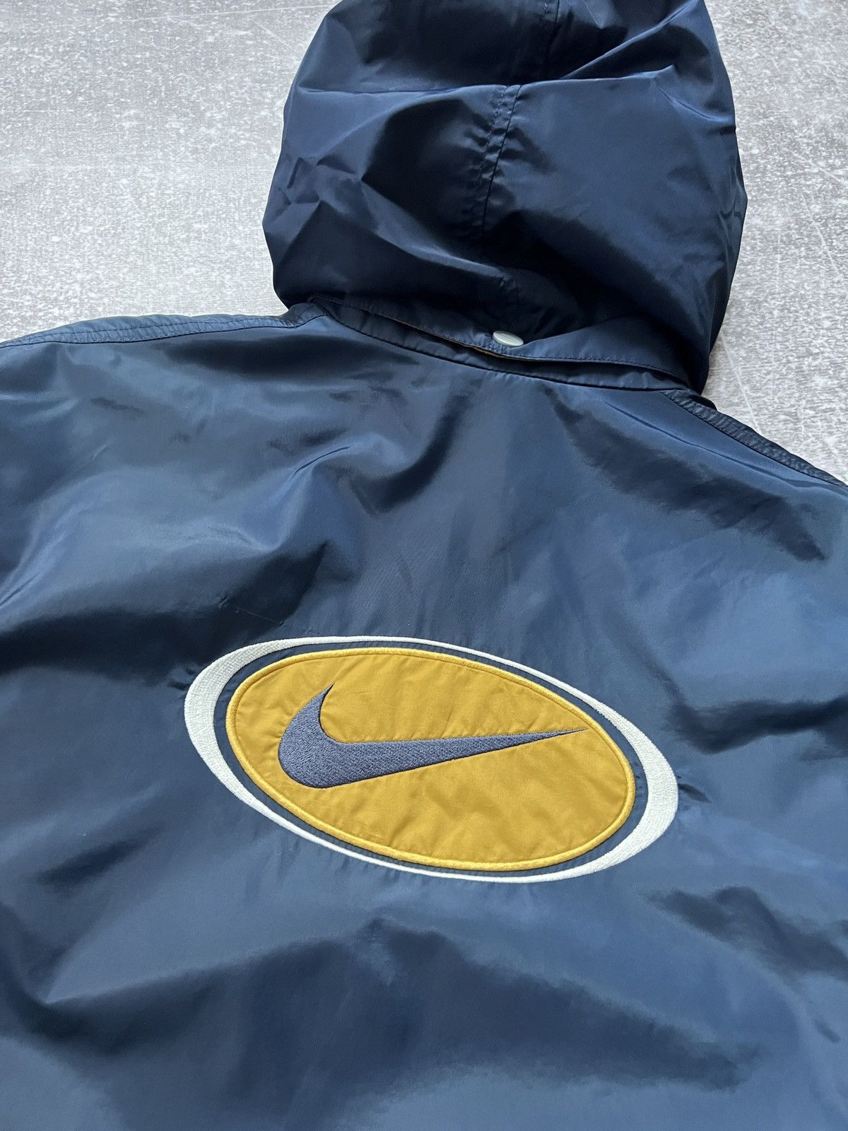 Nike Nike Vintage Jacket Big Logo Cental Swoosh Streetwear Size US XL / EU 56 / 4 - 13 Thumbnail