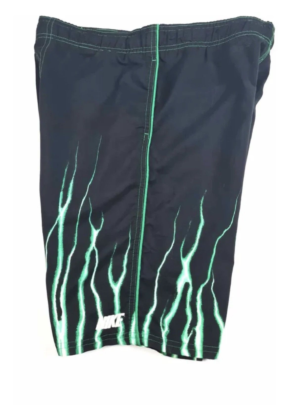 Nike Nike flames travis scott vintage 2000s fire design L youth Size US 30 / EU 46 - 3 Thumbnail