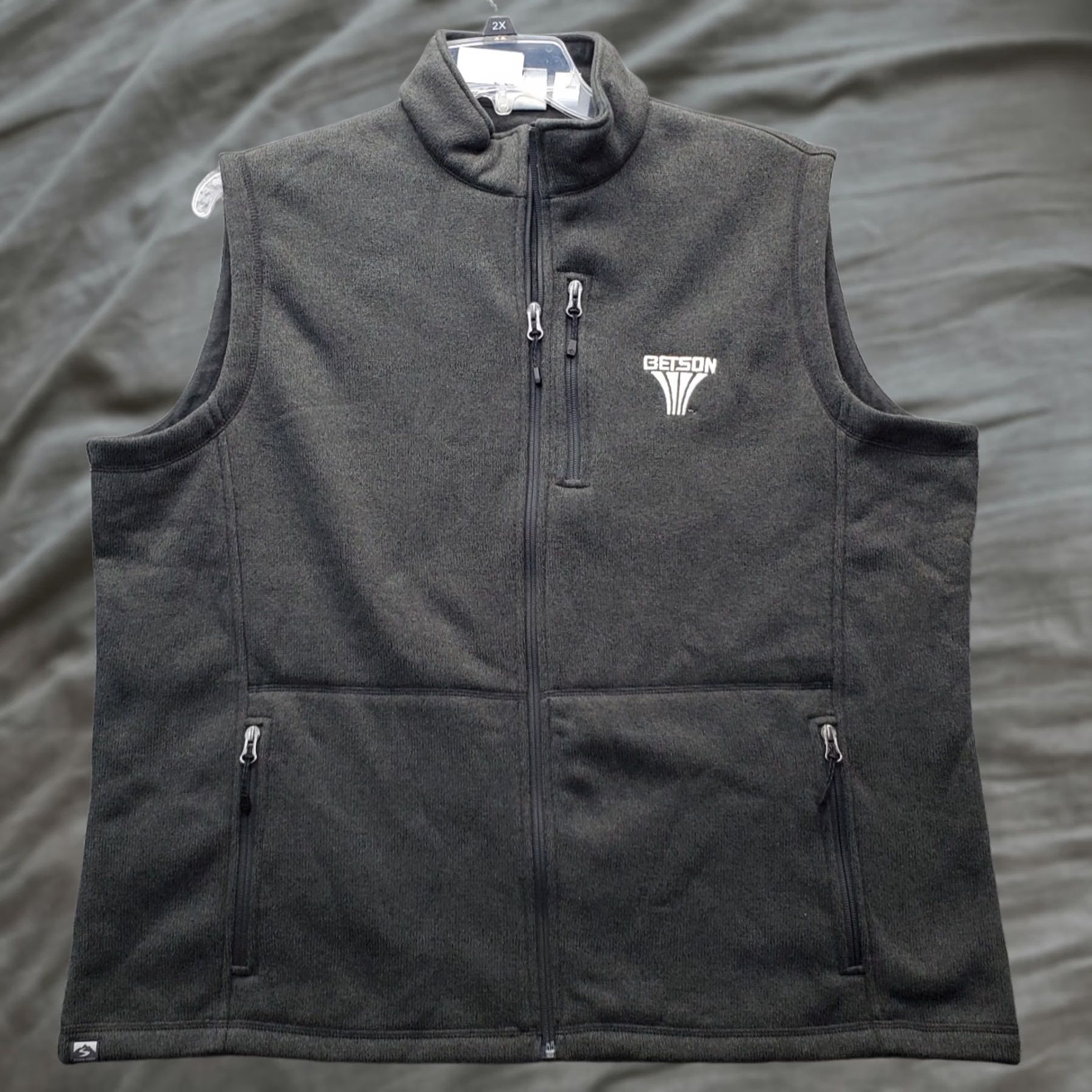 Vintage Strom Creek Vest Womens 2XL Green Betson Fleece Lined Pockets Full Zip Mock Neck Vest Womens Size 2XL Green Pockets Full Zip Mock Neck Size XXL / US 16-18 / IT 52-54 - 1 Thumbnail