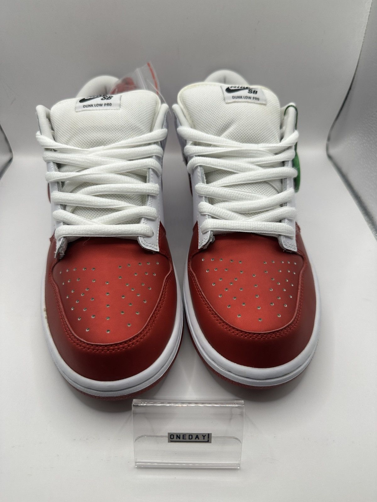 Nike SB Nike SB Dunk Low Supreme Jewel Swoosh Size US 10.5 / EU 43-44 - 4 Thumbnail