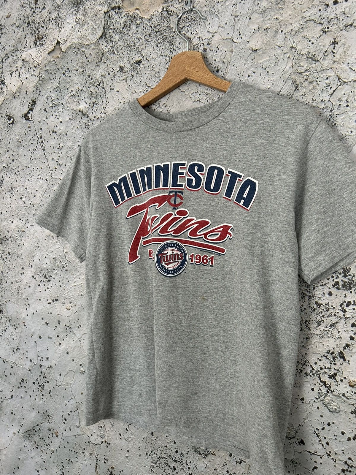 MLB Vintage Minnesota MLB Graphic Tee Streetwear Sportswear Size US S / EU 44-46 / 1 - 2 Thumbnail