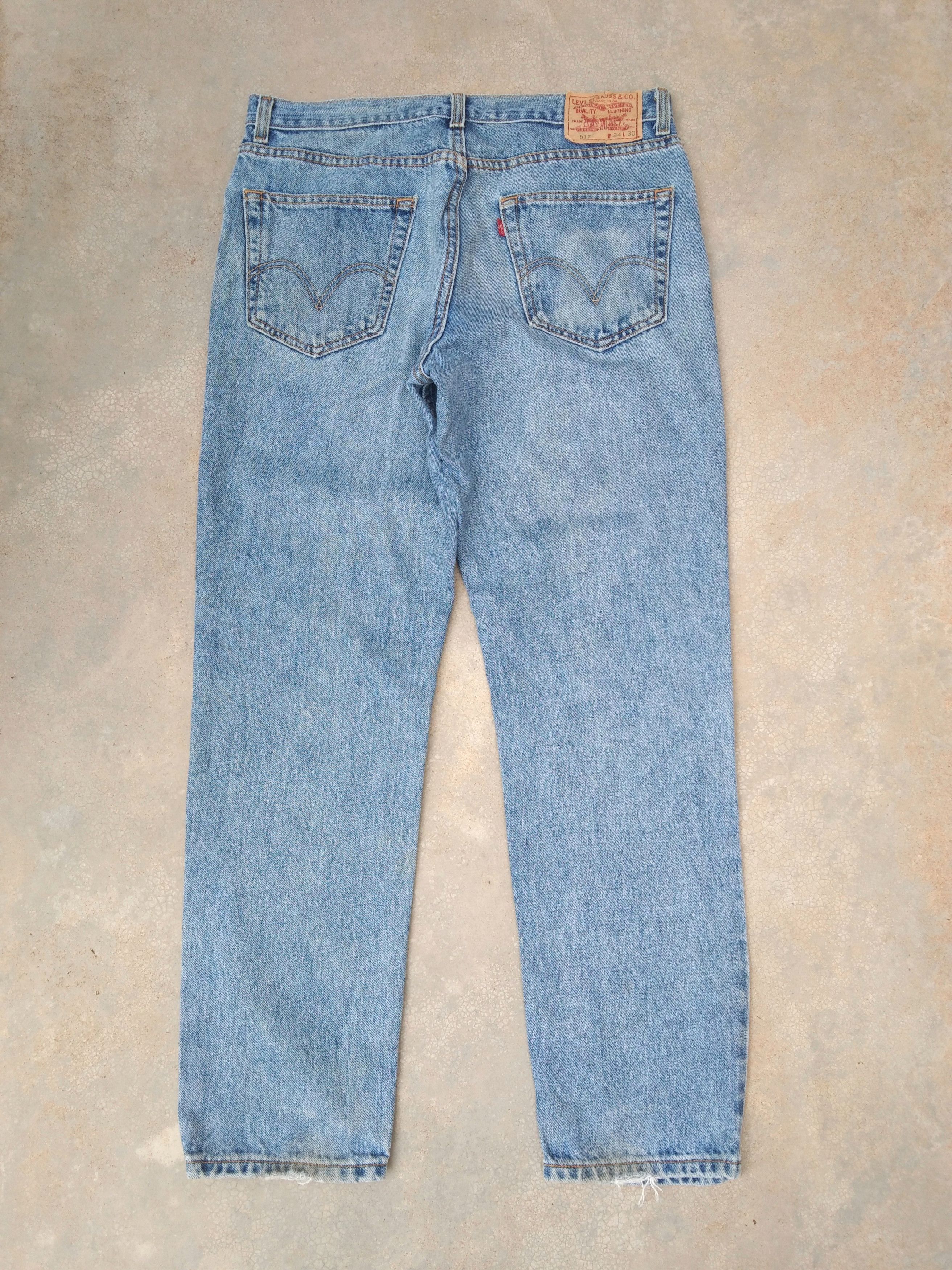 Levi's Vintage Levi's Jeans 512 Slim Fit 34x30 Size US 34 / EU 50 - 2 Thumbnail
