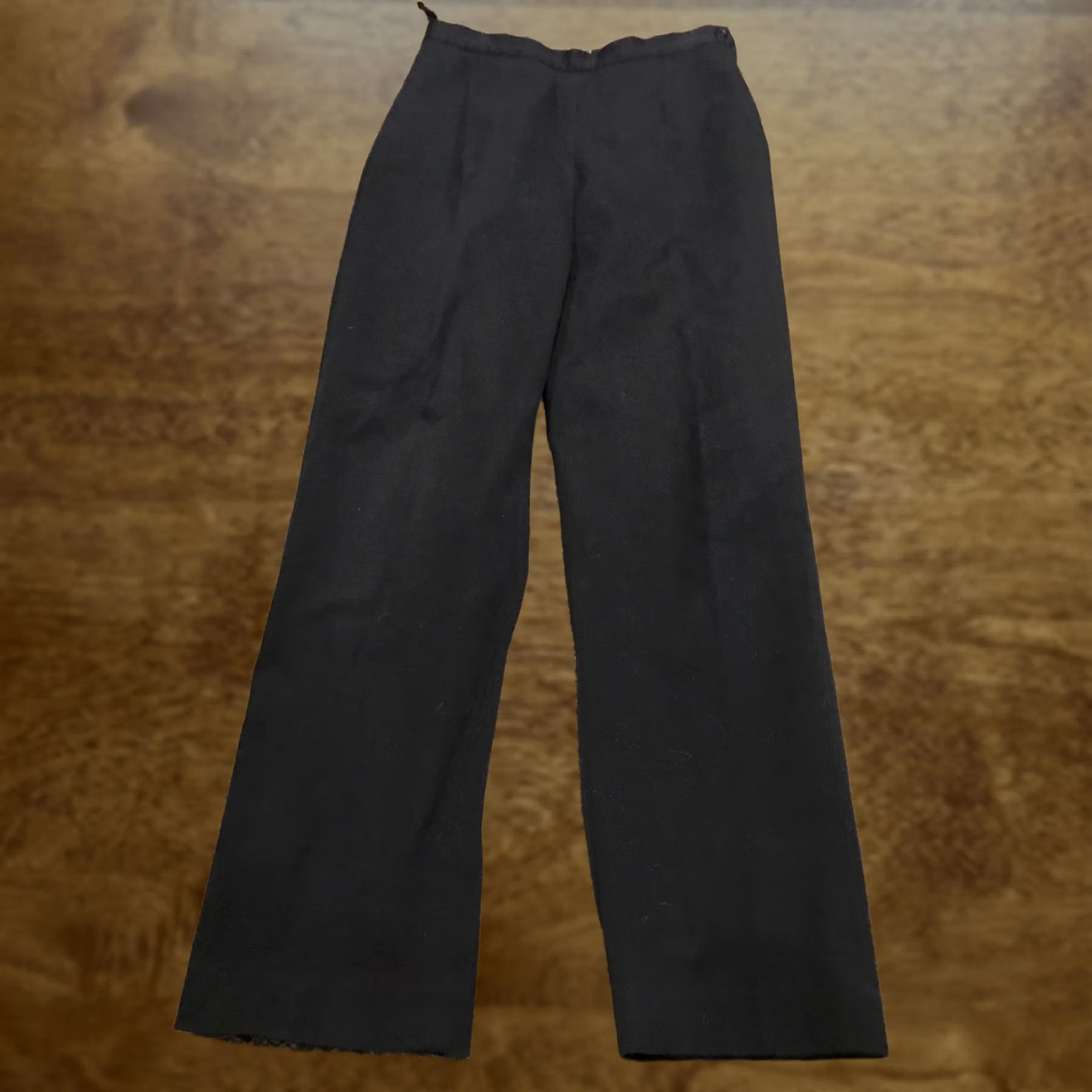 Eddie Bauer VINTAGE Eddie Bauer Pants Women Slim Dress Pants Black Cotton Blend 29in Inseam 8 Regular Multifunctional Slimming Size ONE SIZE - 1 Thumbnail
