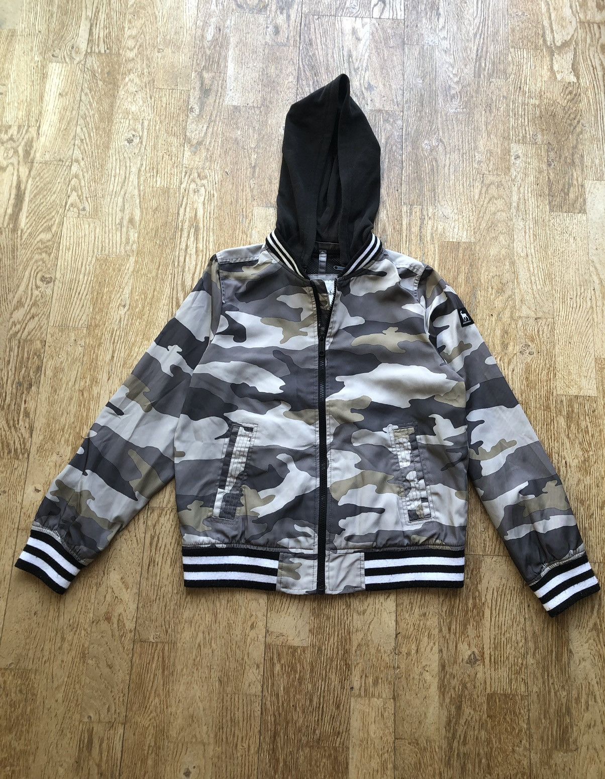 Abercrombie & Fitch ABERCROMBIE & FITCH VINTAGE CAMO LIGHT JACKET Size US S / EU 44-46 / 1 - 1 Thumbnail