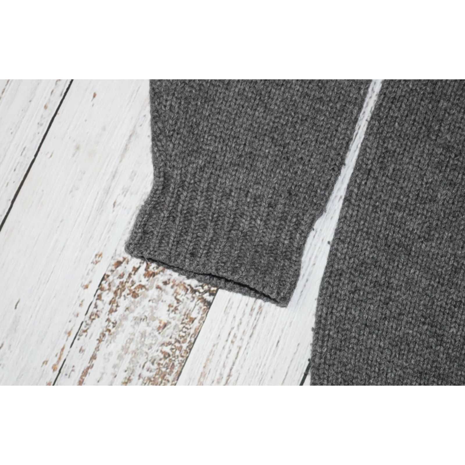 Vintage VINTAGE Polo Sport Mens Sweater Pullover Knit Wool 80% Lambswool V-Neck Gray XL 90s Sports Size US XL / EU 56 / 4 - 4 Thumbnail