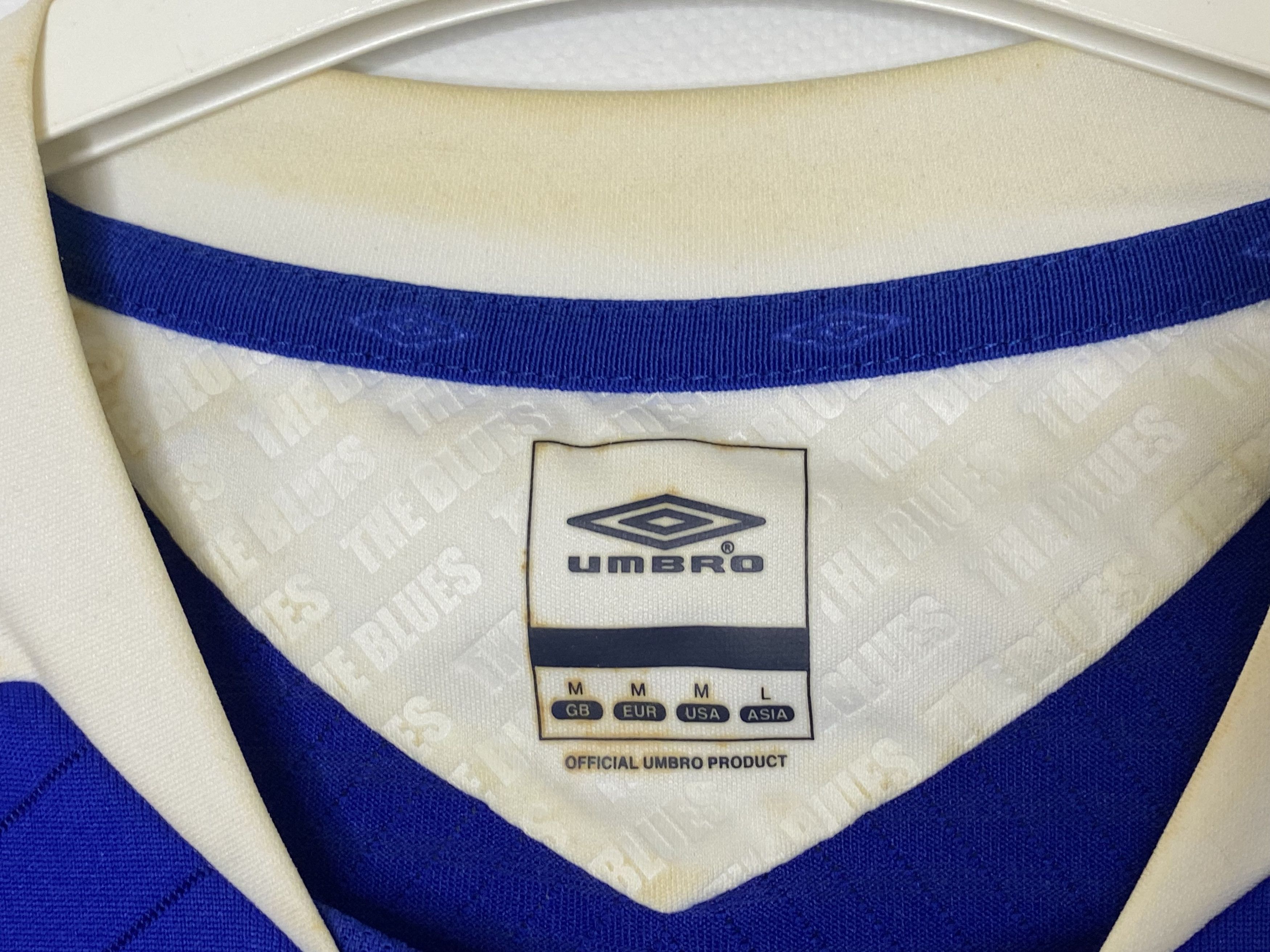 Umbro BIRMINGHAM CITY 2008 2009 HOME FOOTBALL SHIRT SOCCER JERSEY Size US M / EU 48-50 / 2 - 6 Thumbnail