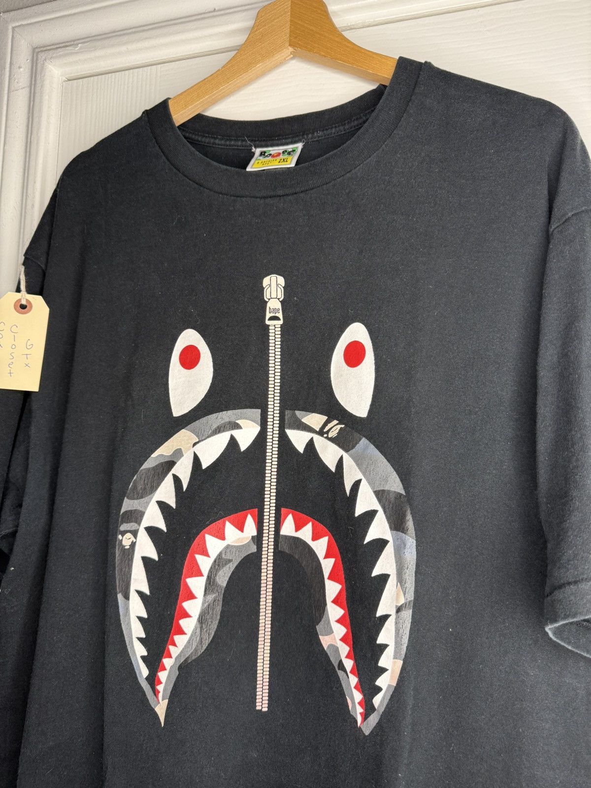 Bape Bape shark tee size xxl Size US XXL / EU 58 / 5 - 6 Thumbnail