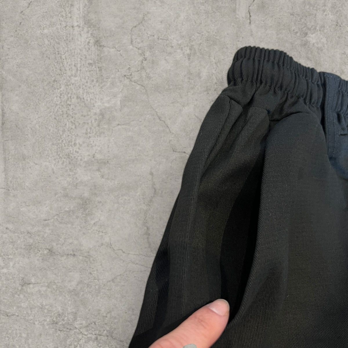 Japanese Brand Wide leg Japanese style trousers in black. Size S/M Size US 32 / EU 48 - 4 Thumbnail