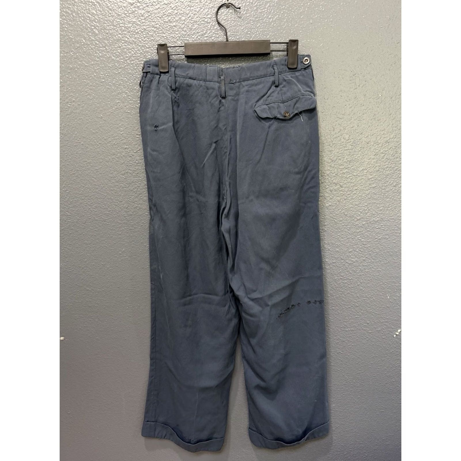 Vintage VINTAGE Men’s Blue Gabardine Chino Pants Size 30 USA Made Chino Pants Mens 30 Blue USA 40’s Size US 30 / EU 46 - 4 Thumbnail