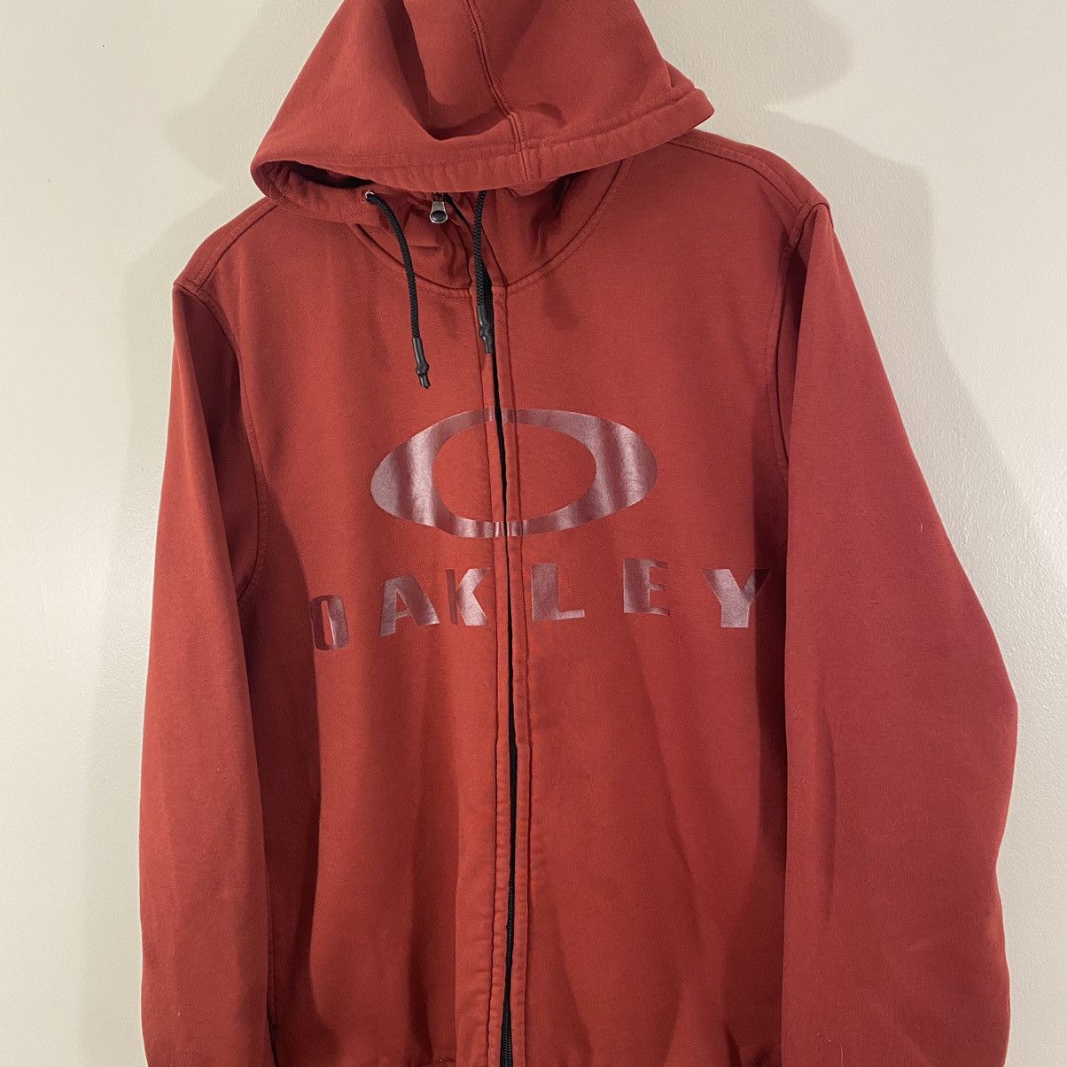 Oakley × Vintage Oakley Tonal Red Full Zip Hoodie Large Size US L / EU 52-54 / 3 - 2 Thumbnail
