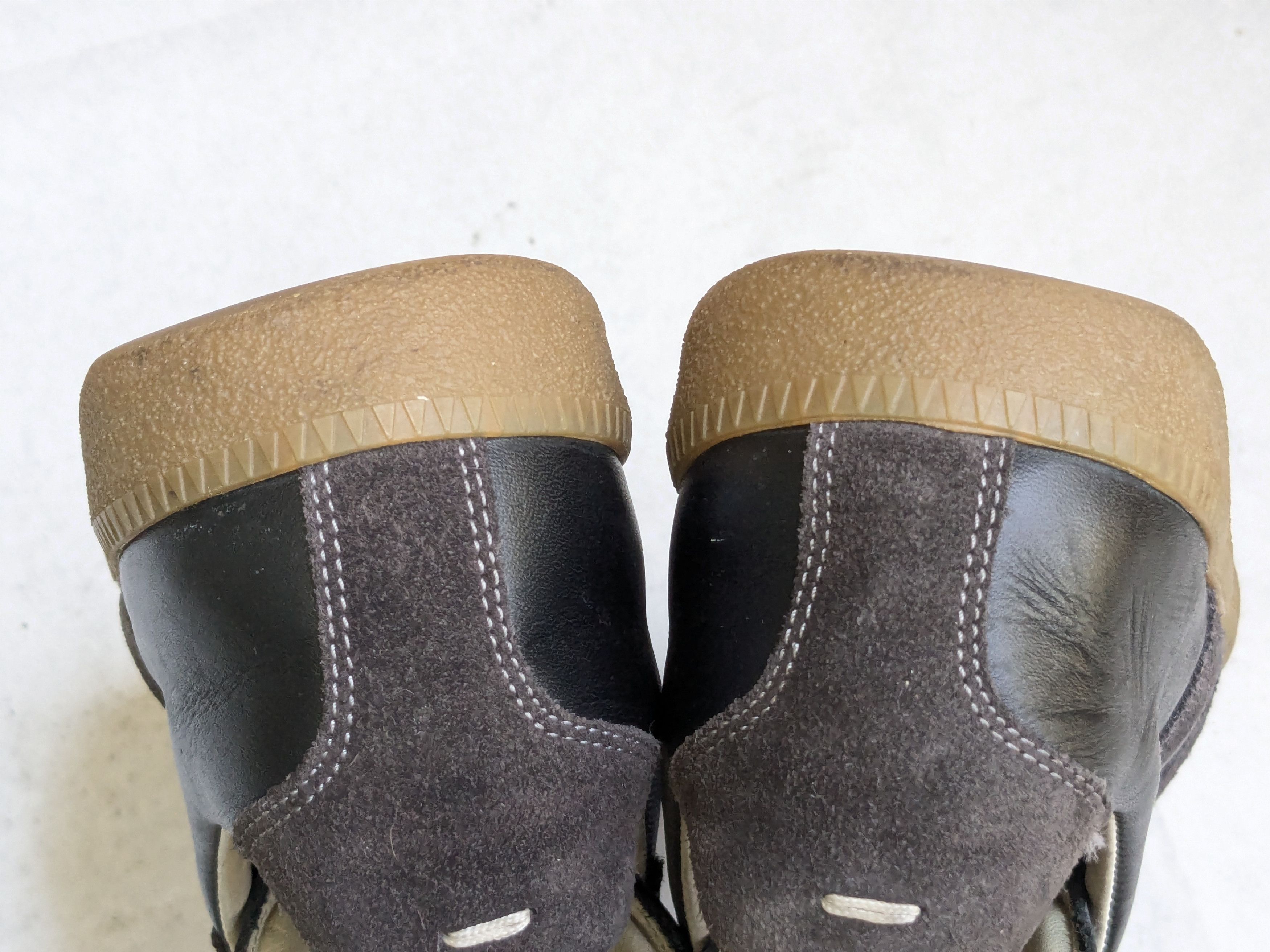 Maison Margiela Maison Margiela Replica GAT Sneakers Black 8 41 Gum Low Size US 8 / EU 41 - 15 Thumbnail
