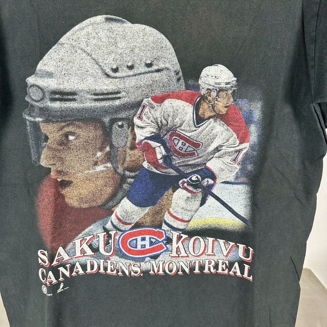 Vintage ​​Vintage 90s Montreal Canadiens Saku Koivu NHL​​ T-shirt Size US M / EU 48-50 / 2 - 2 Thumbnail