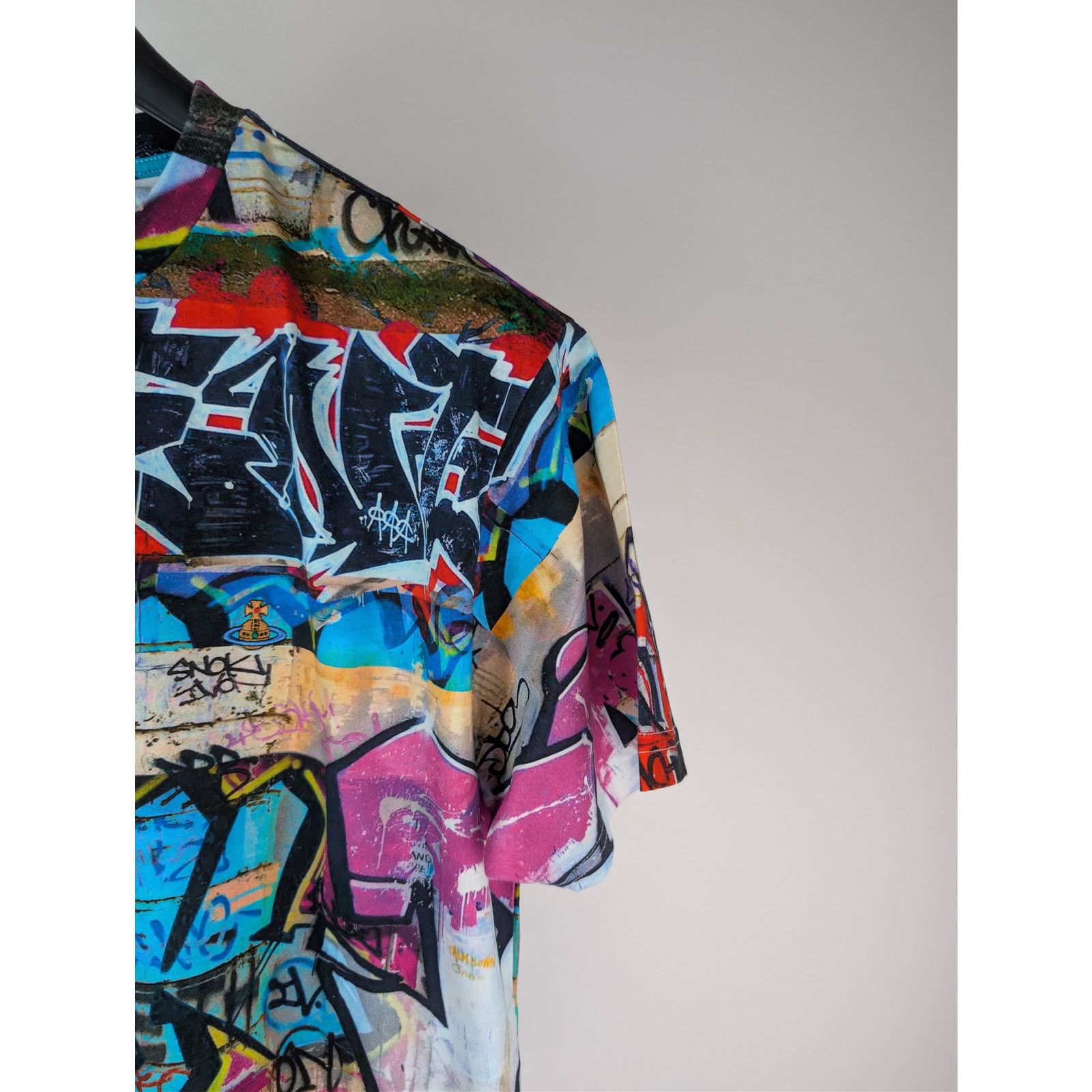 Vivienne Westwood o1rshd1 Classic Graffiti Print T-Shirt in Multiolor Size US M / EU 48-50 / 2 - 6 Thumbnail