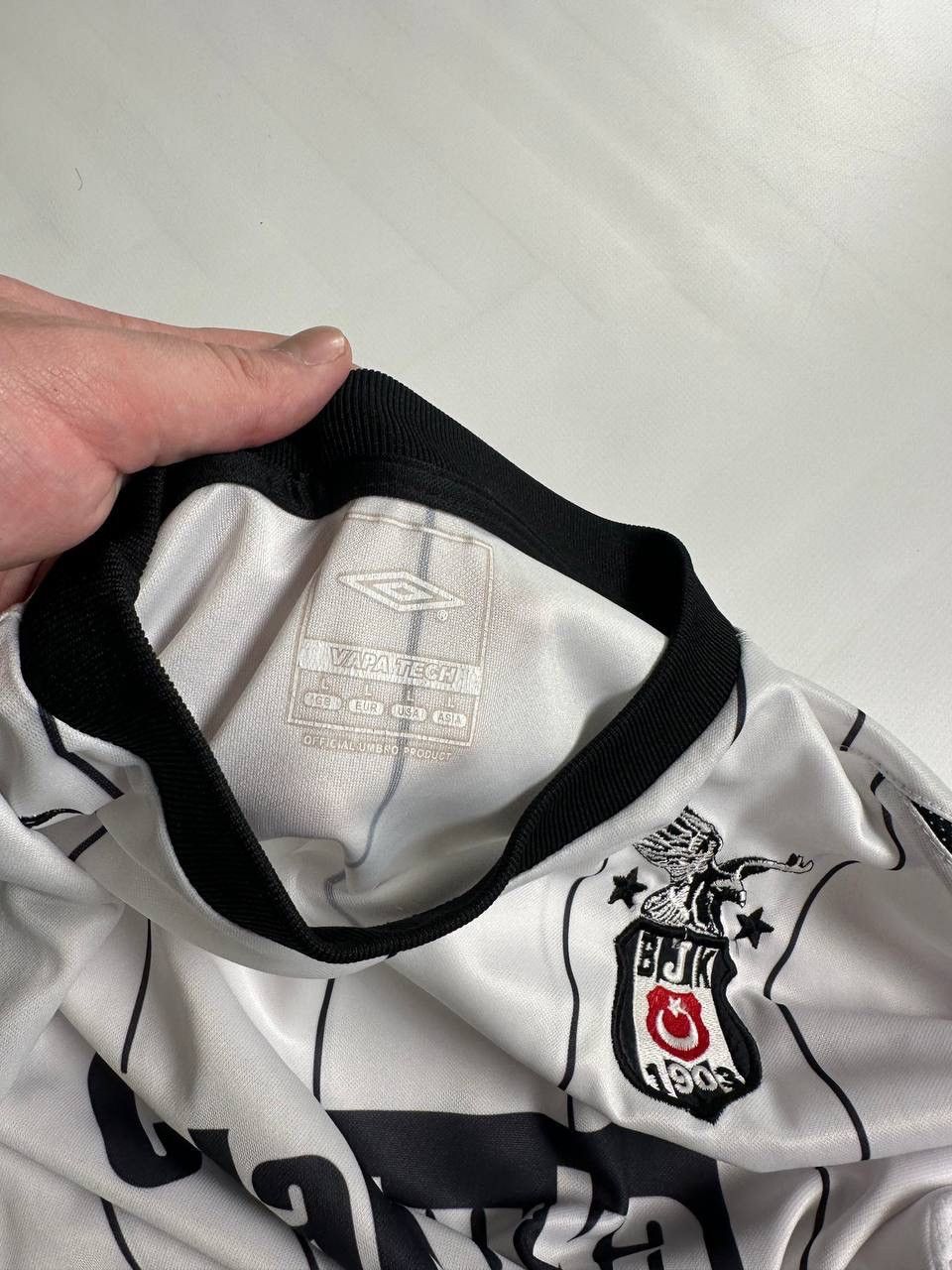 Umbro Umbro FC Besiktas 2008/09 Vintage Soccer Jersey Size US L / EU 52-54 / 3 - 7 Thumbnail