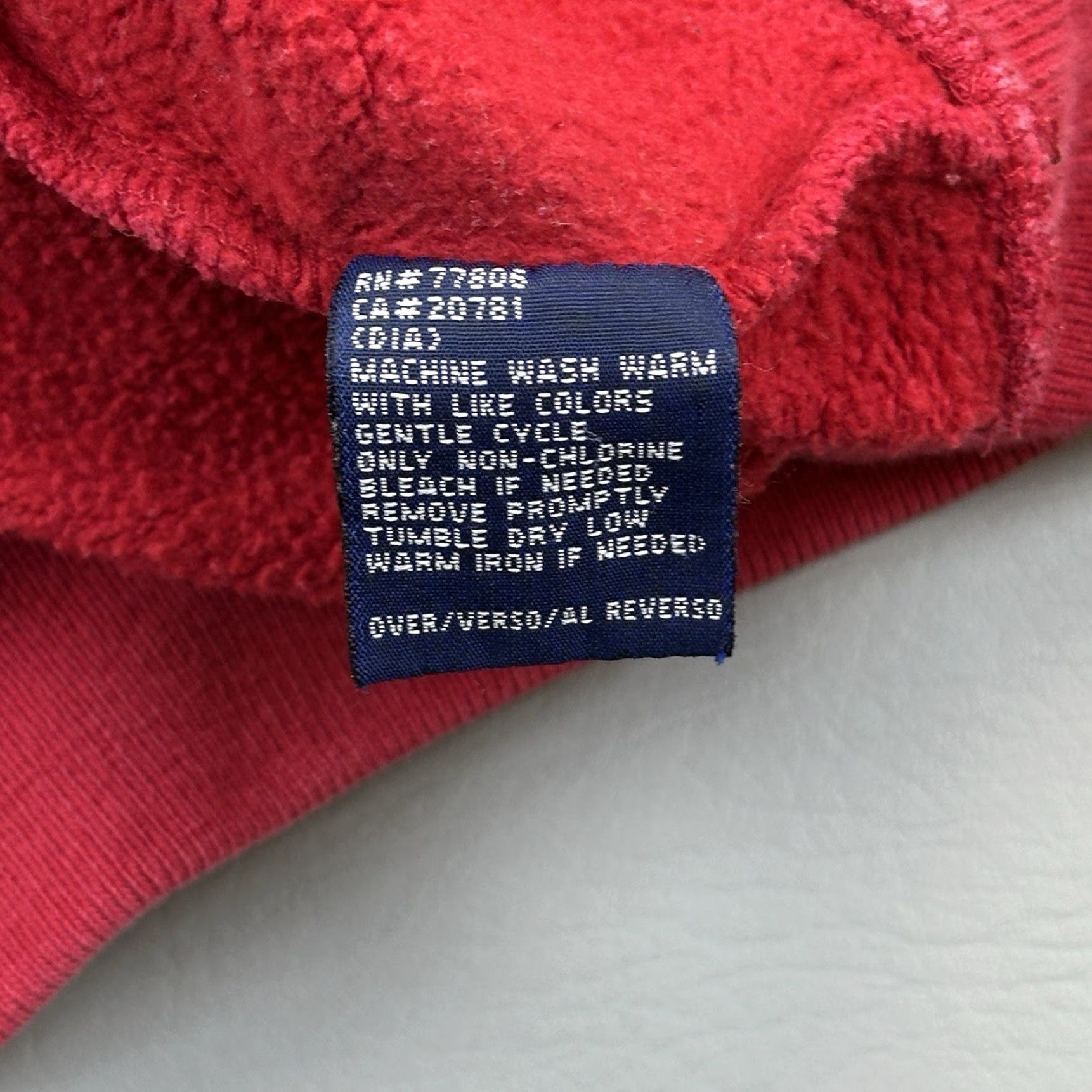 Tommy Hilfiger VINTAGE Tommy Hilfiger Sweatshirt Mens XL Red Heavyweight Crewneck Pullover 90s Size US XL / EU 56 / 4 - 6 Thumbnail