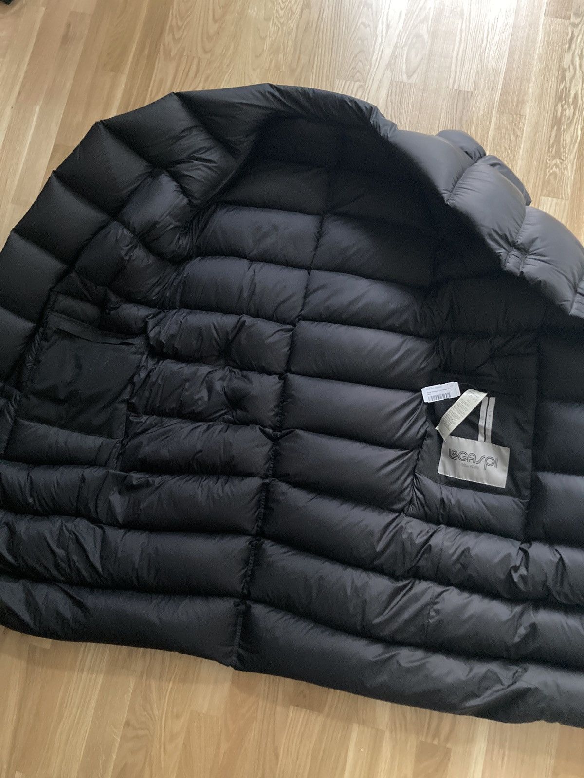 Rick Owens F/W 19 "LARRY" Runway Zionic Down Shearling Coat Rick Owens Size US M / EU 48-50 / 2 - 17 Thumbnail