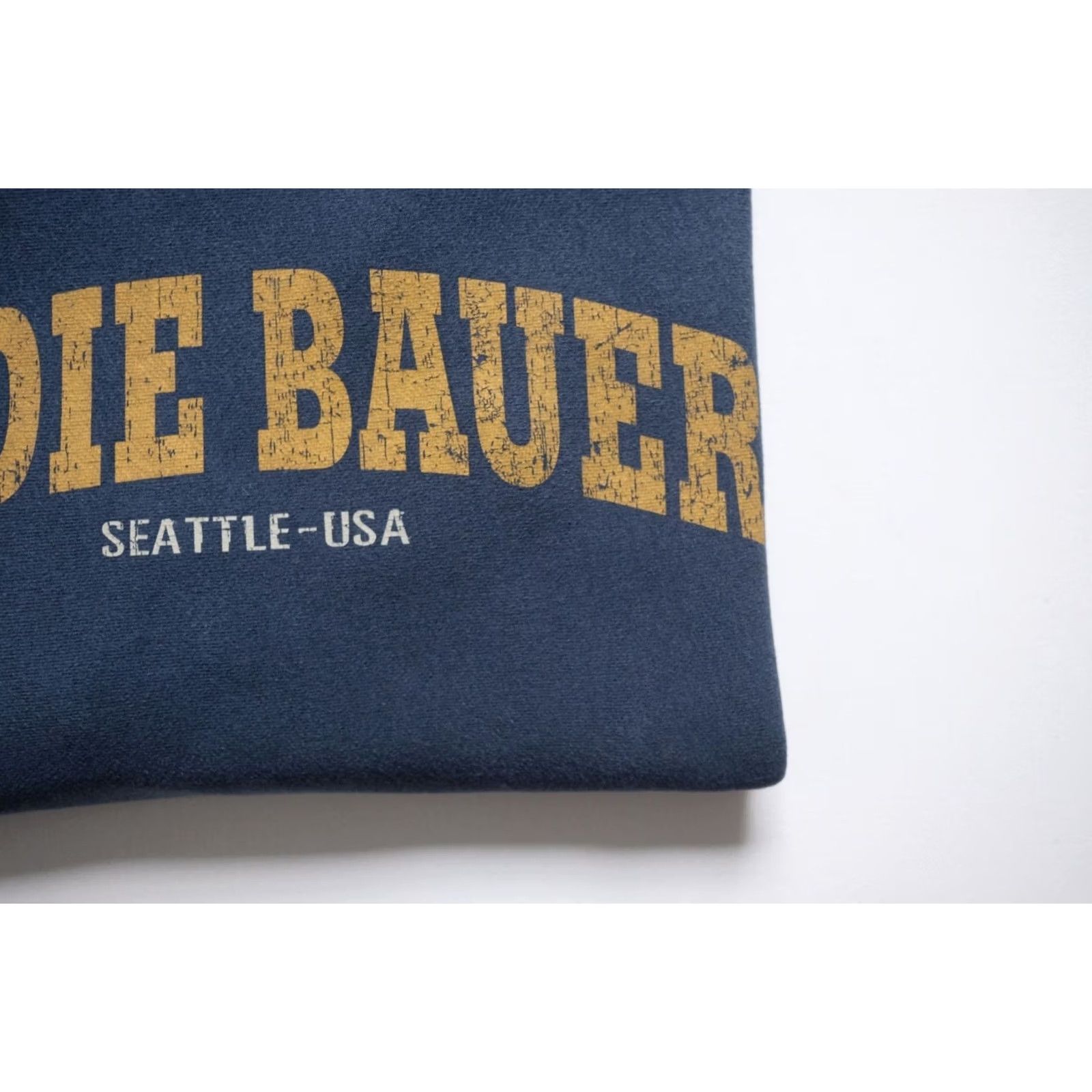Eddie Bauer Eddie Bauer Sweatshirt VTG Y2K USA Cotton Outdoor Dark Gray Crew Neck Long Sleeve Size S Men Pullover All Seasons 22" PIT TO PIT 28" LENGTH Size US S / EU 44-46 / 1 - 4 Thumbnail