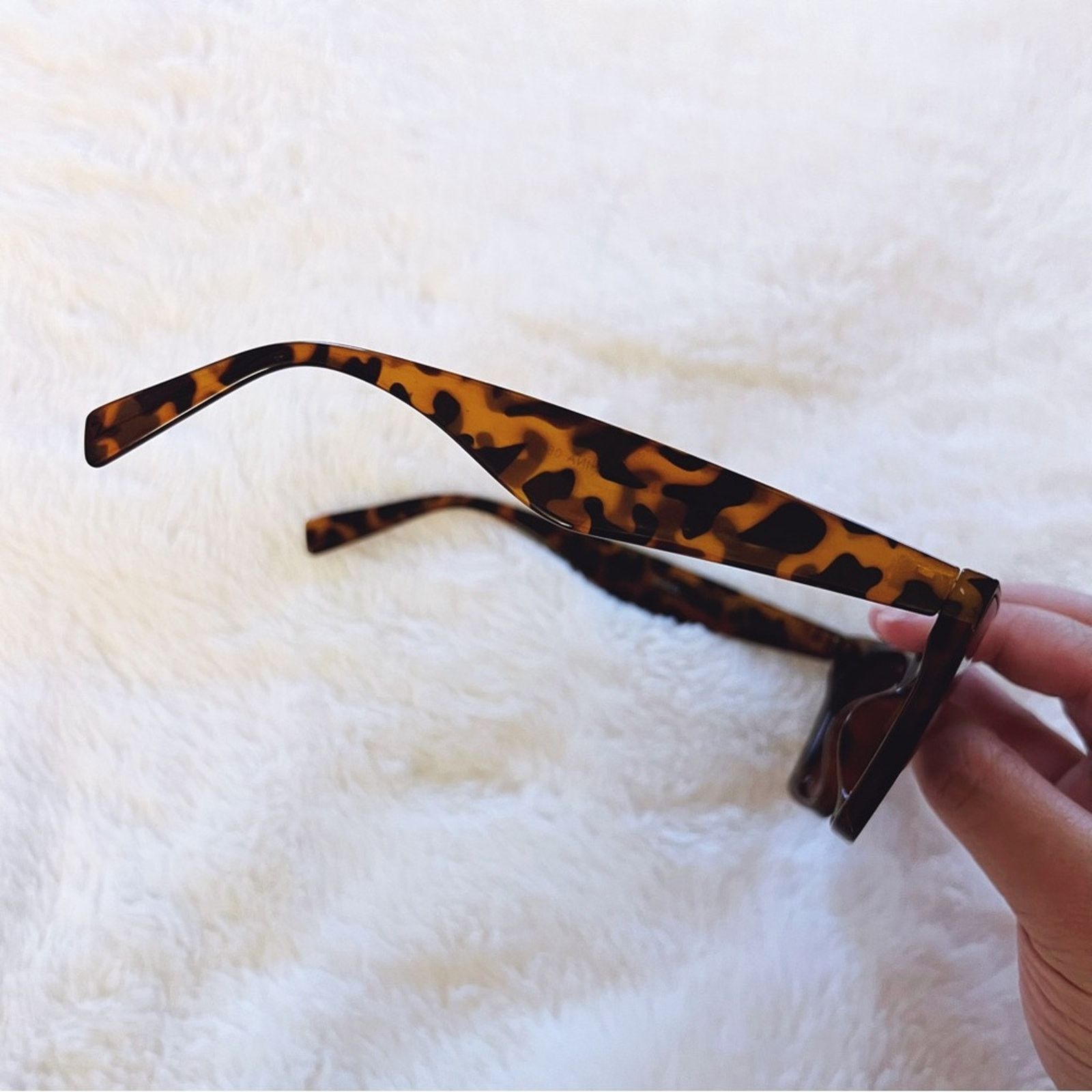Other Lucy Tortoise Brown Sleek Square Frame Sunglasses Size ONE SIZE - 7 Thumbnail