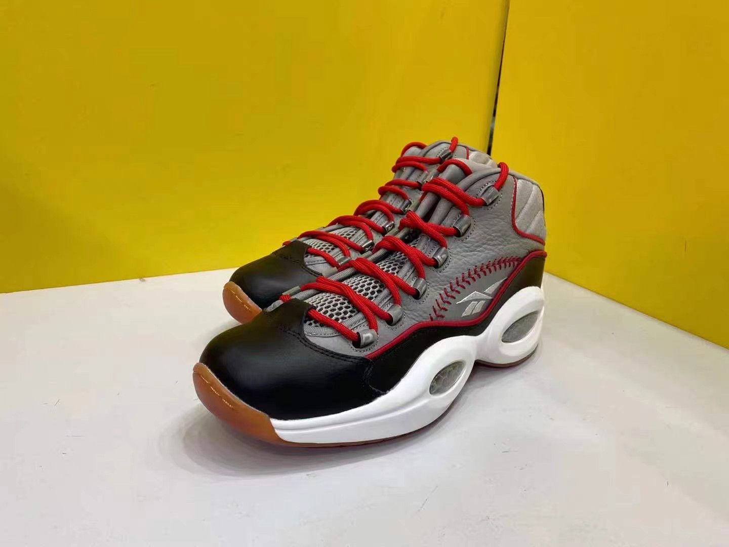 Reebok Reebok Question Mid "Baseball" K15 Size US 10 / EU 43 - 1 Thumbnail