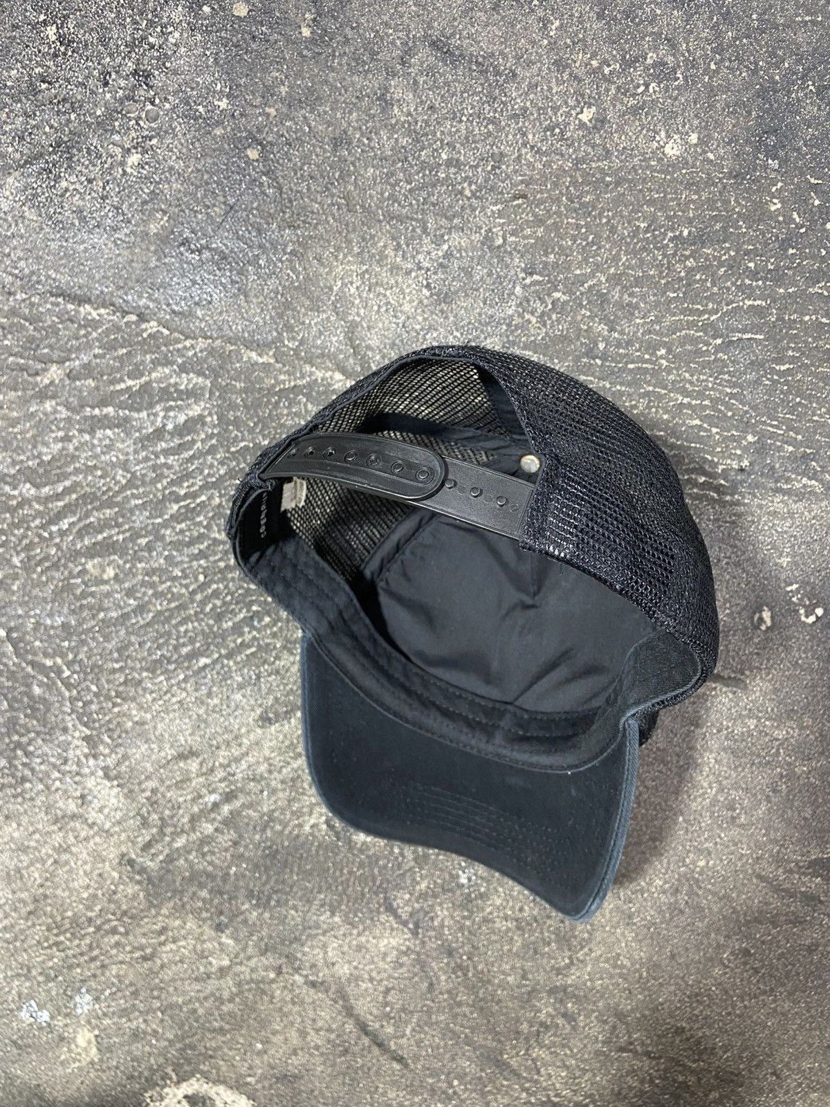 Yohji Yamamoto Yohji Yamamoto Trucker Cap Sun faded Black Size ONE SIZE - 9 Thumbnail