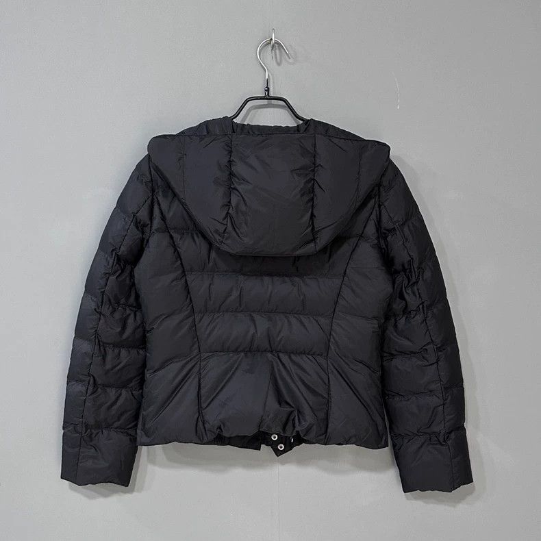 Prada Prada Black triangle down jacket 2504-Nextarrow Size US XXS / EU 40 - 4 Thumbnail