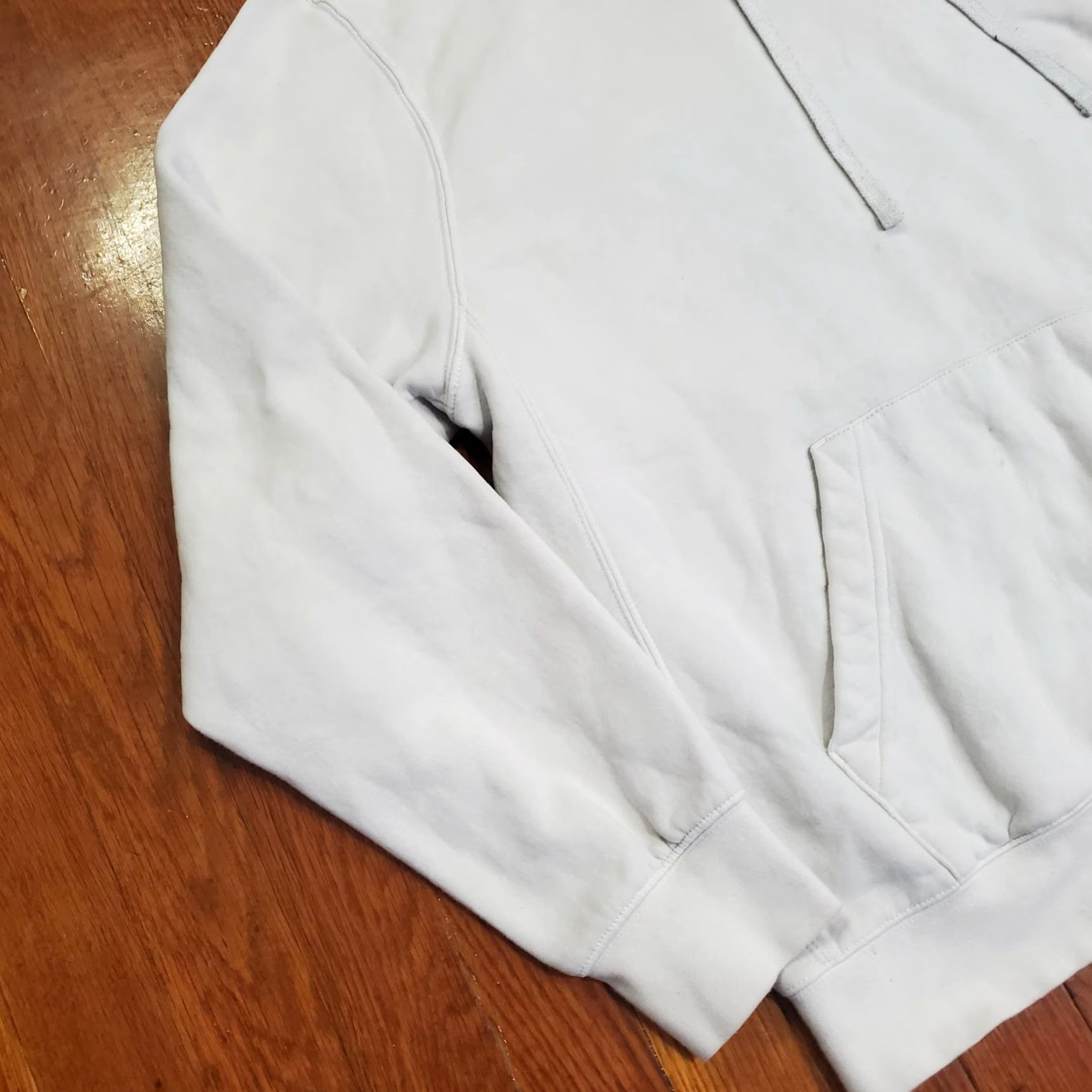 Nike Nike Hoodie Mens Medium White Optimist Graphic Swoosh Pullover Sweatshirt Size US M / EU 48-50 / 2 - 2 Thumbnail