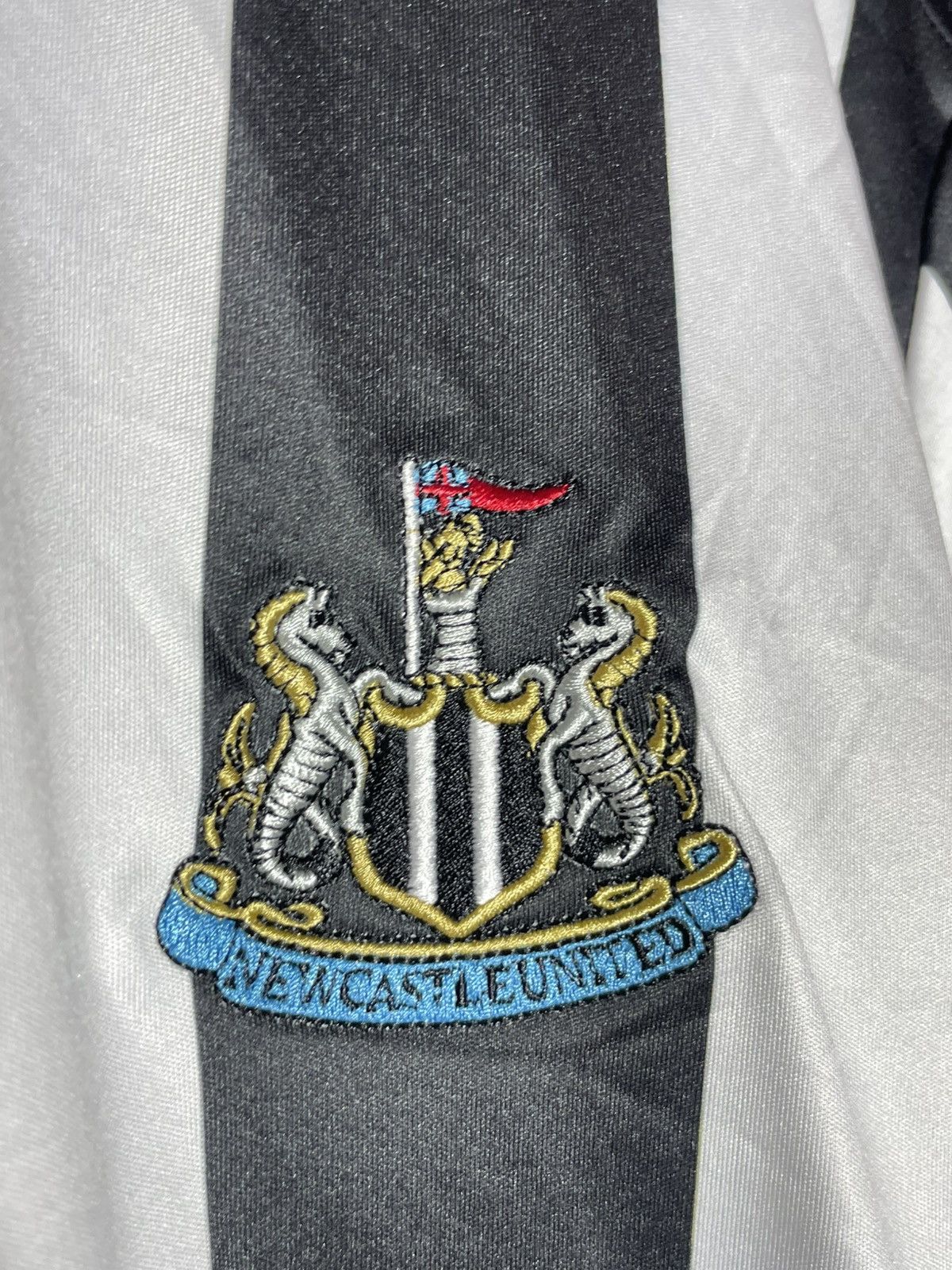 Castore #9 Callum Wilson Newcastle United Castore 2023/24 Jersey Size US XXL / EU 58 / 5 - 10 Thumbnail
