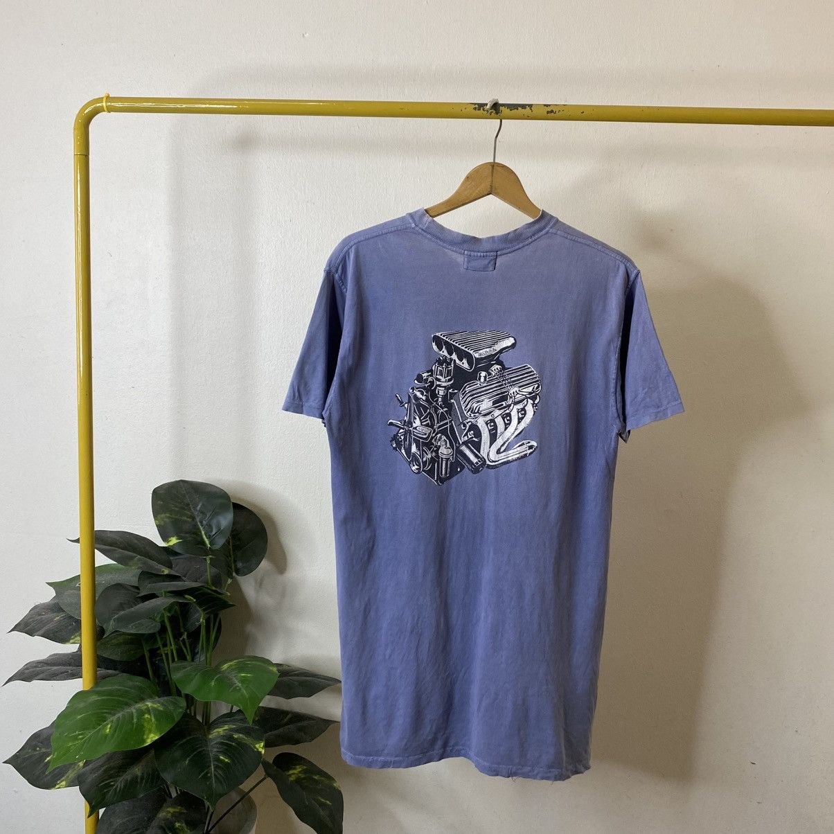 Von Dutch Vintage 90s Von Dutch Back Engine Graphic Faded T Shirt Size US M / EU 48-50 / 2 - 1 Thumbnail
