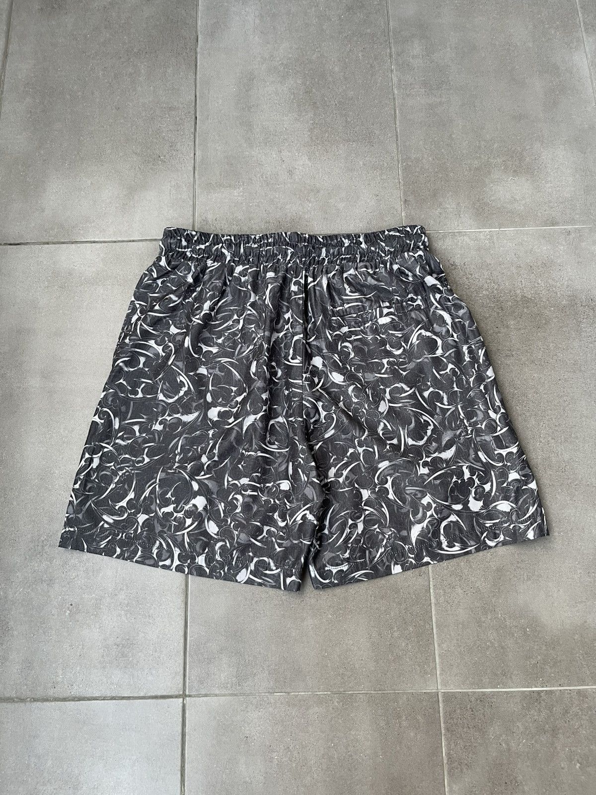 Han Kjobenhavn !DS! FW22 Han Kjobenhavn Chrome Tribal Printed Track Shorts Size US 32 / EU 48 - 9 Thumbnail