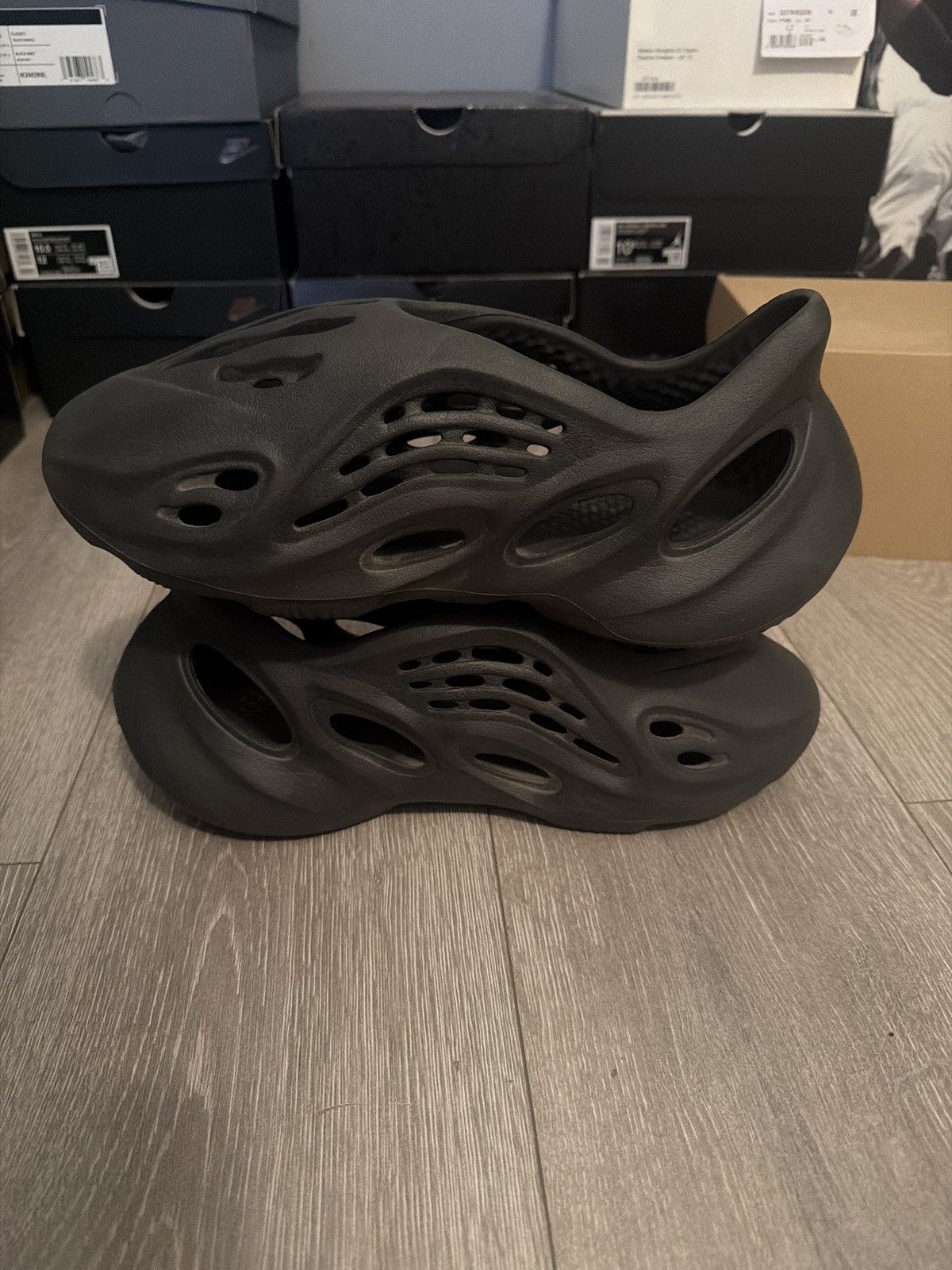 Yeezy Adidas YEEZY foam rnnrs onyx Size US 11 / EU 44 - 2 Thumbnail