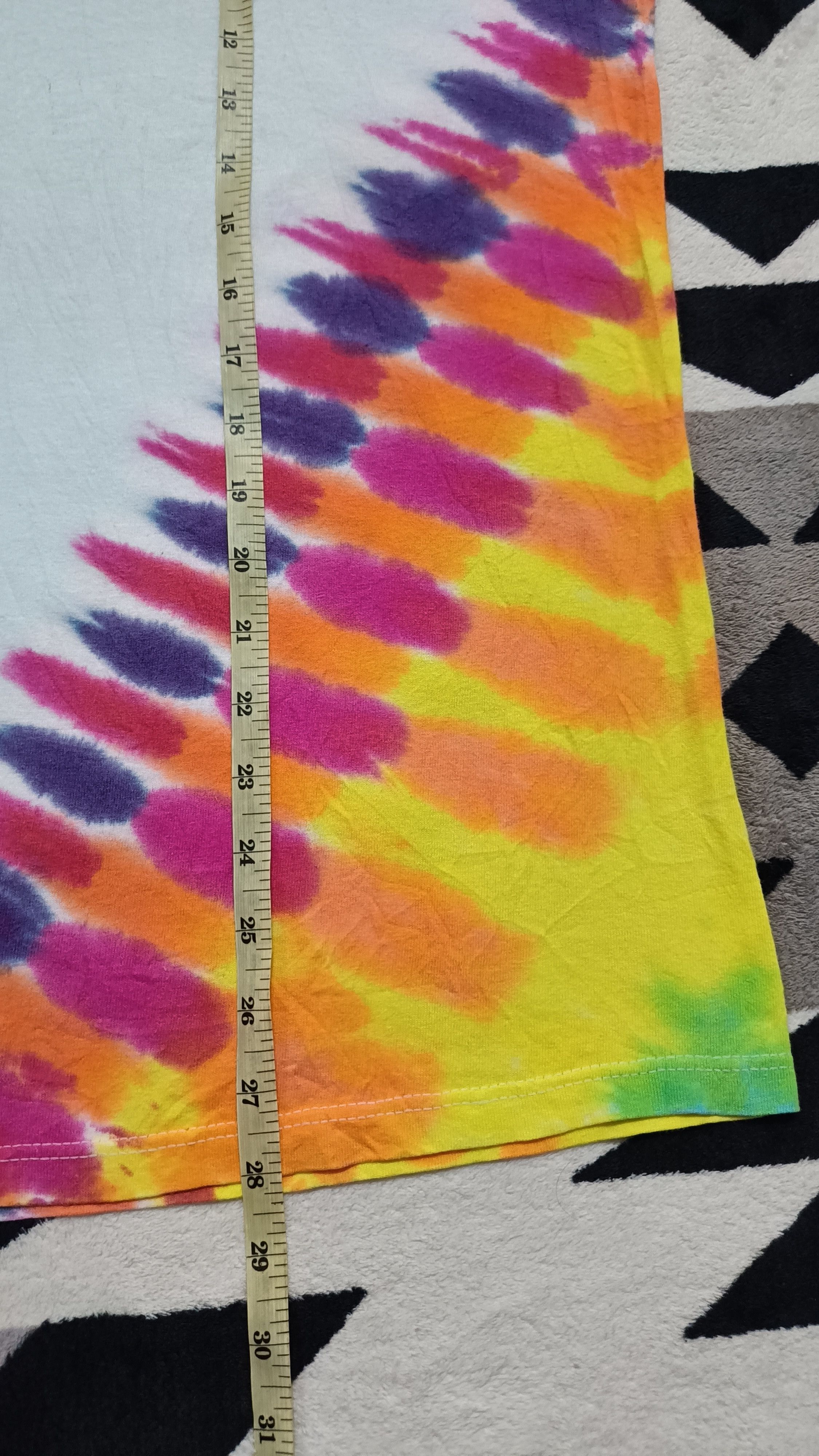 Band Tees 🔥🔥Rare Vintage 90s Band Grateful Dead Tye Dye L/S Tee Size US L / EU 52-54 / 3 - 9 Thumbnail