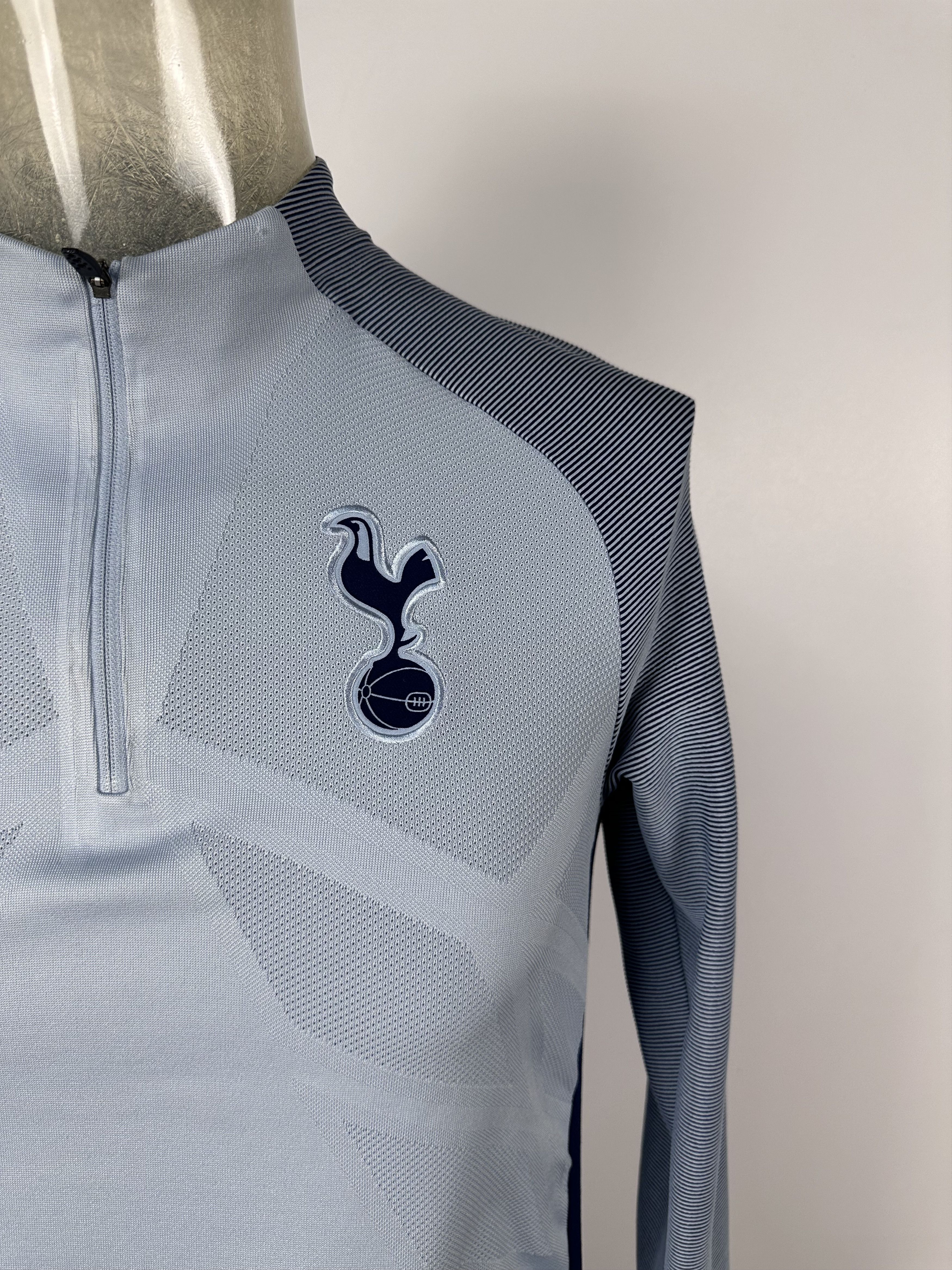 Nike Tottenham Hotspur Nike Football Track Top Drill Long Sleeve Size US S / EU 44-46 / 1 - 2 Thumbnail