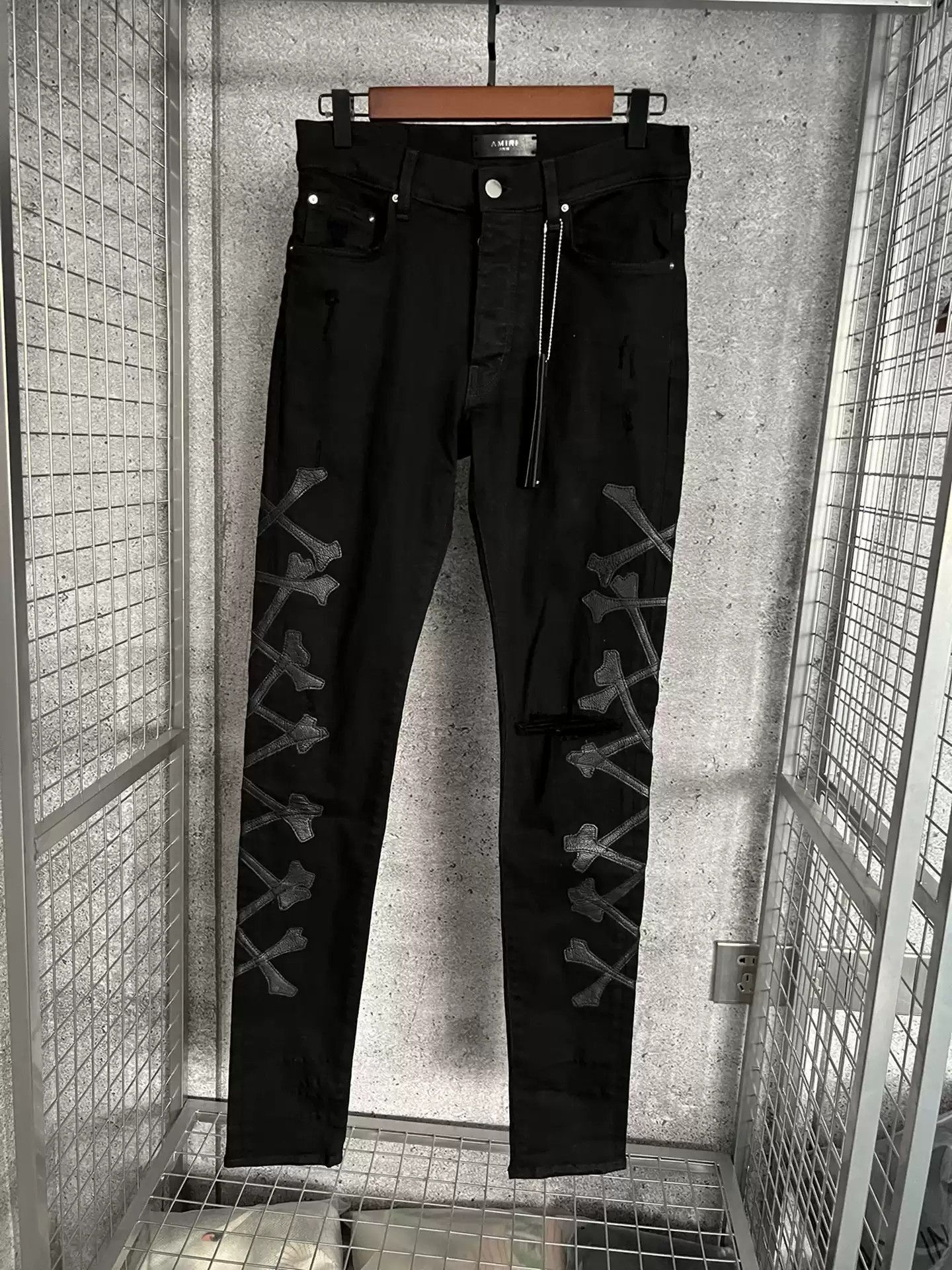 Amiri AMIRI Pants 2-2506 Size US 30 / EU 46 - 1 Thumbnail