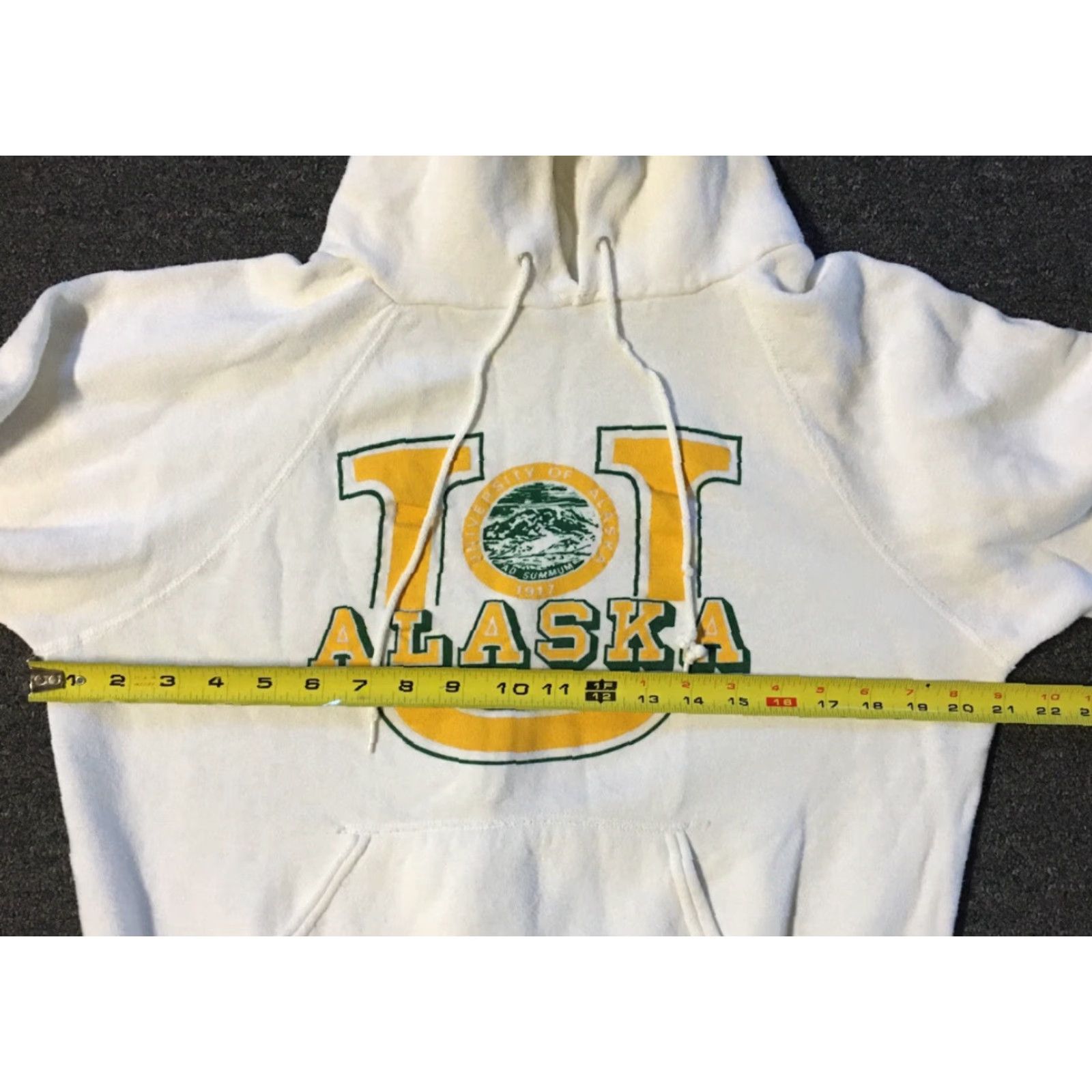 Velva Sheen VINTAGE Velva Sheen University Alaska Hoodie Sweatshirt S White 70s 80s Grunge Sports Track Football Basketball 90s Retro School University Mens Mens Size US S / EU 44-46 / 1 - 5 Thumbnail