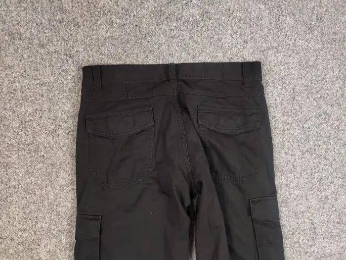 Other Vintage Japanese Black Pocket Casual Cargo Pants Y2K Style Size US 36 / EU 52 - 5 Thumbnail