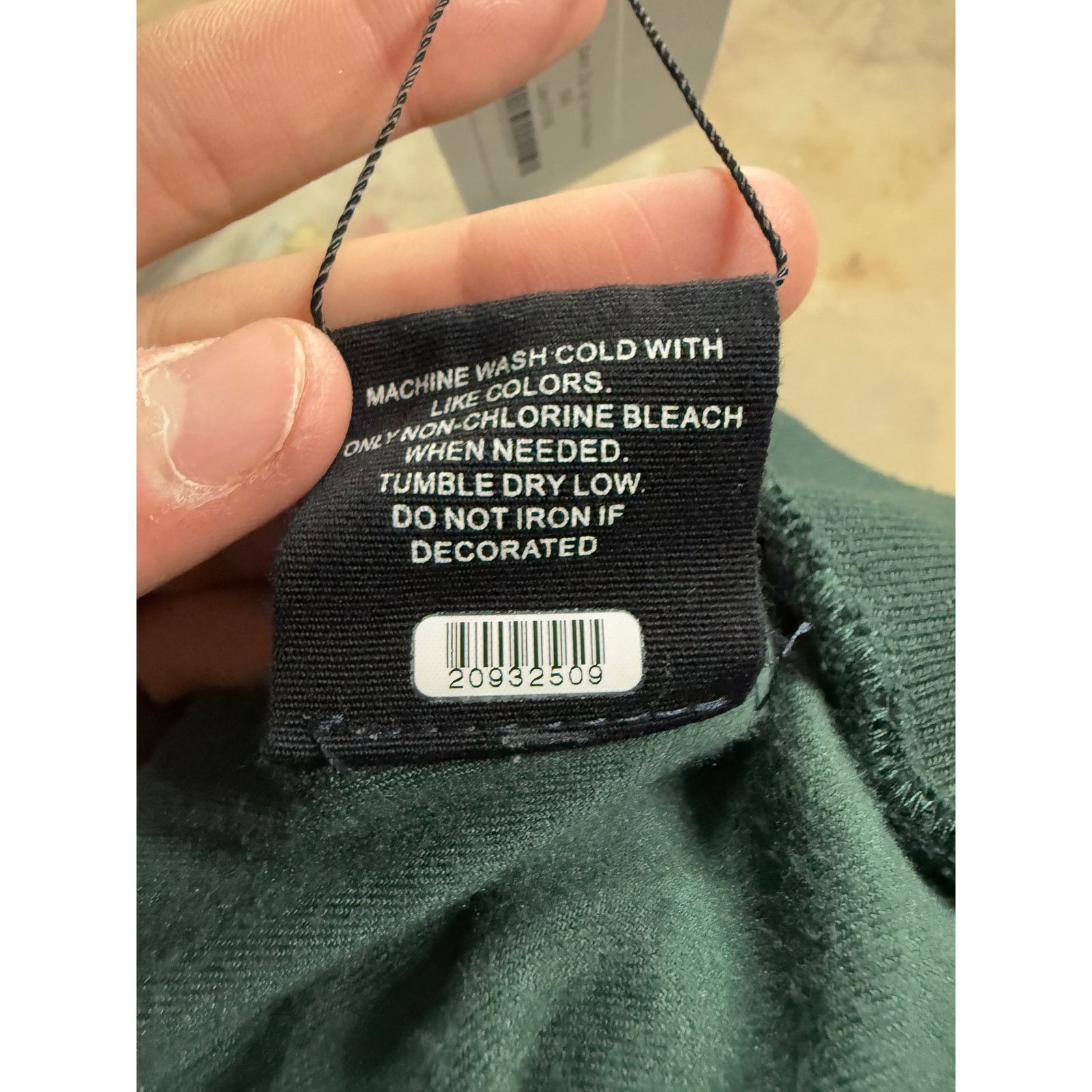 Sinclair Global Sinclair Satin Zip Up Green Used Medium Size US M / EU 48-50 / 2 - 4 Thumbnail