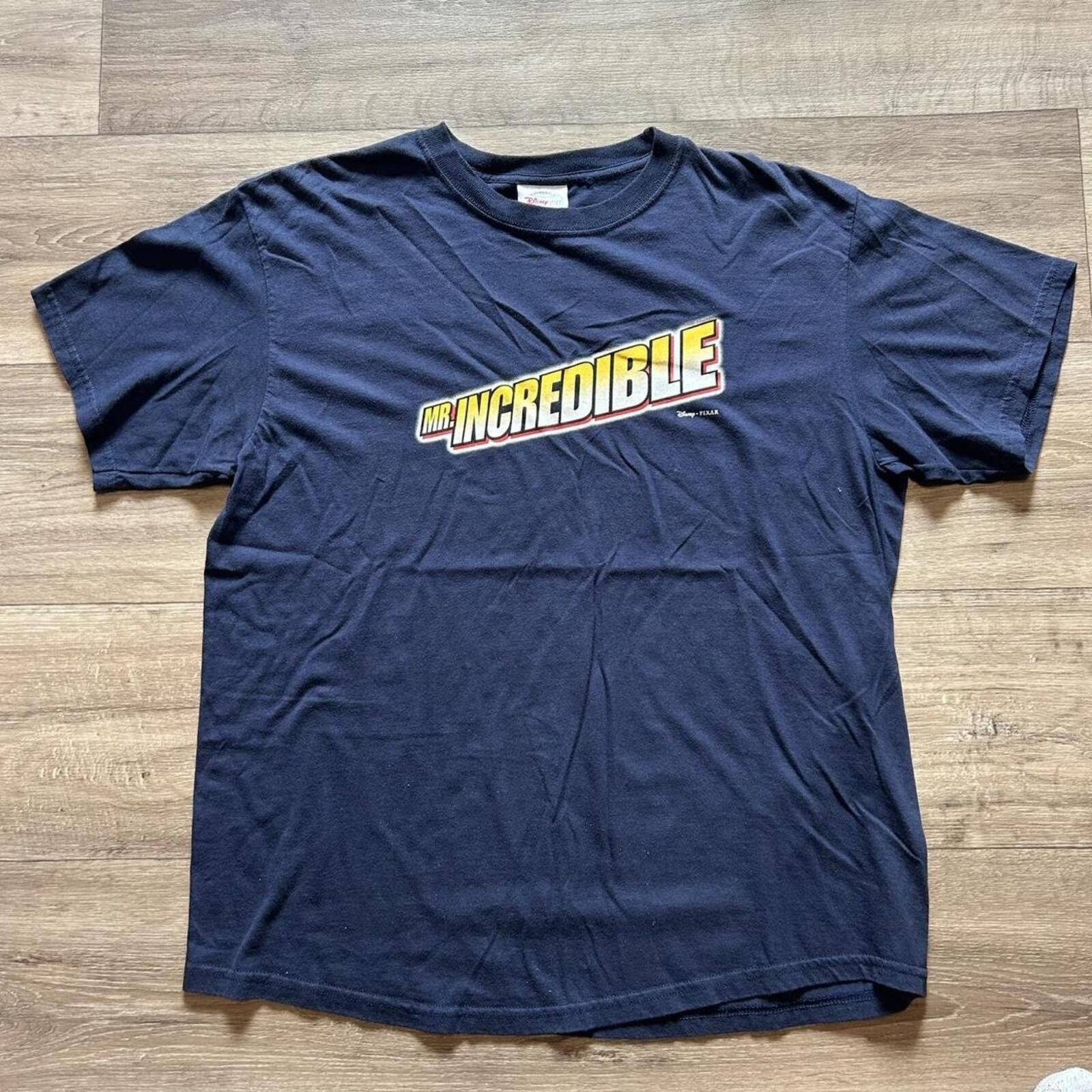 Disney Vintage y2k Mr. Incredible Disney Graphic t shirt size L Size US L / EU 52-54 / 3 - 1 Thumbnail