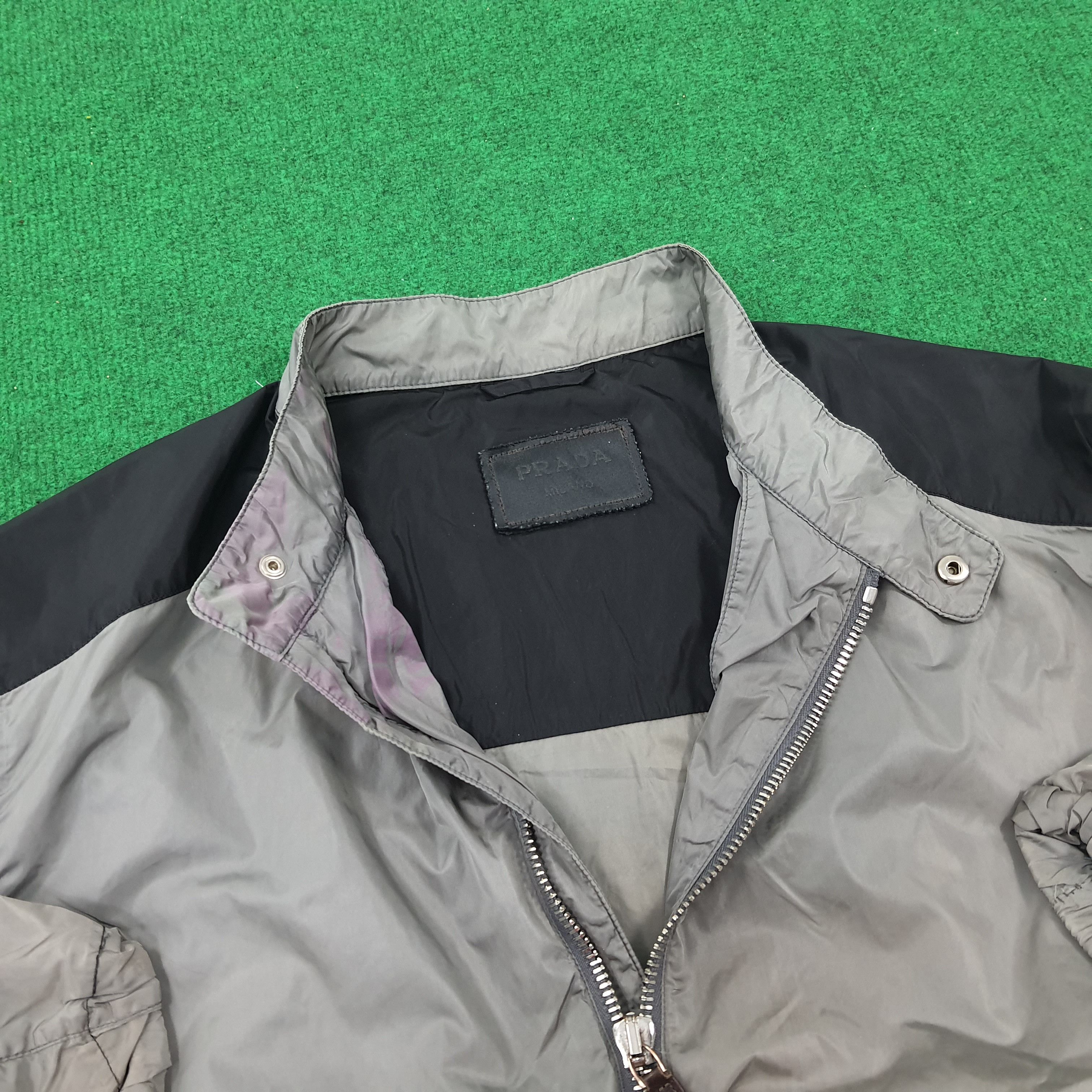 Vintage Vintage Prada Milano Windbraker Jacket Size US L / EU 52-54 / 3 - 4 Thumbnail