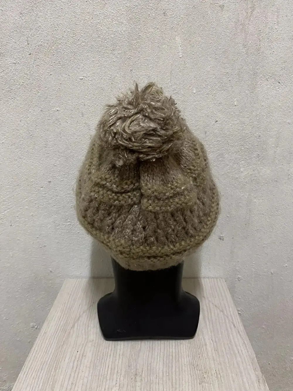 Japanese Brand Japanese Brand Knit Bobble Beanie Hat Size ONE SIZE - 4 Thumbnail