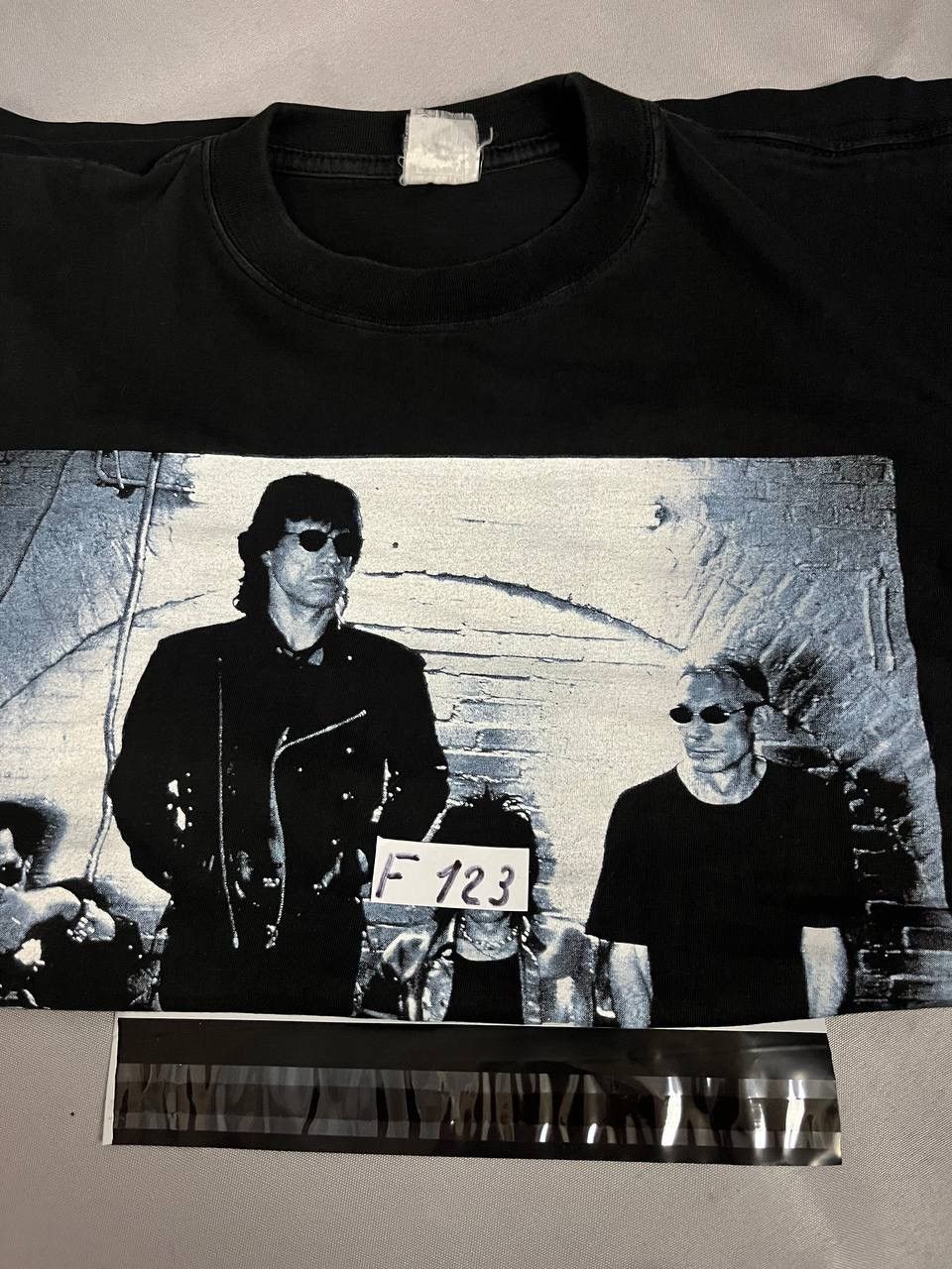 The Rolling Stones The Rolling Stones Tee T Shirt Vintage Stripped Black Size US L / EU 52-54 / 3 - 11 Thumbnail