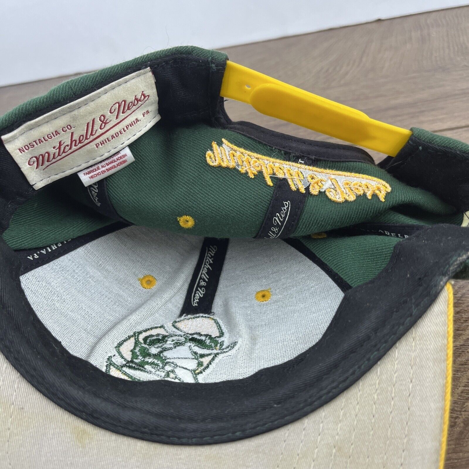 Mitchell & Ness Vintage Green Bay Packers Hat Green Hat Snapback Adjustable Size ONE SIZE - 18 Thumbnail