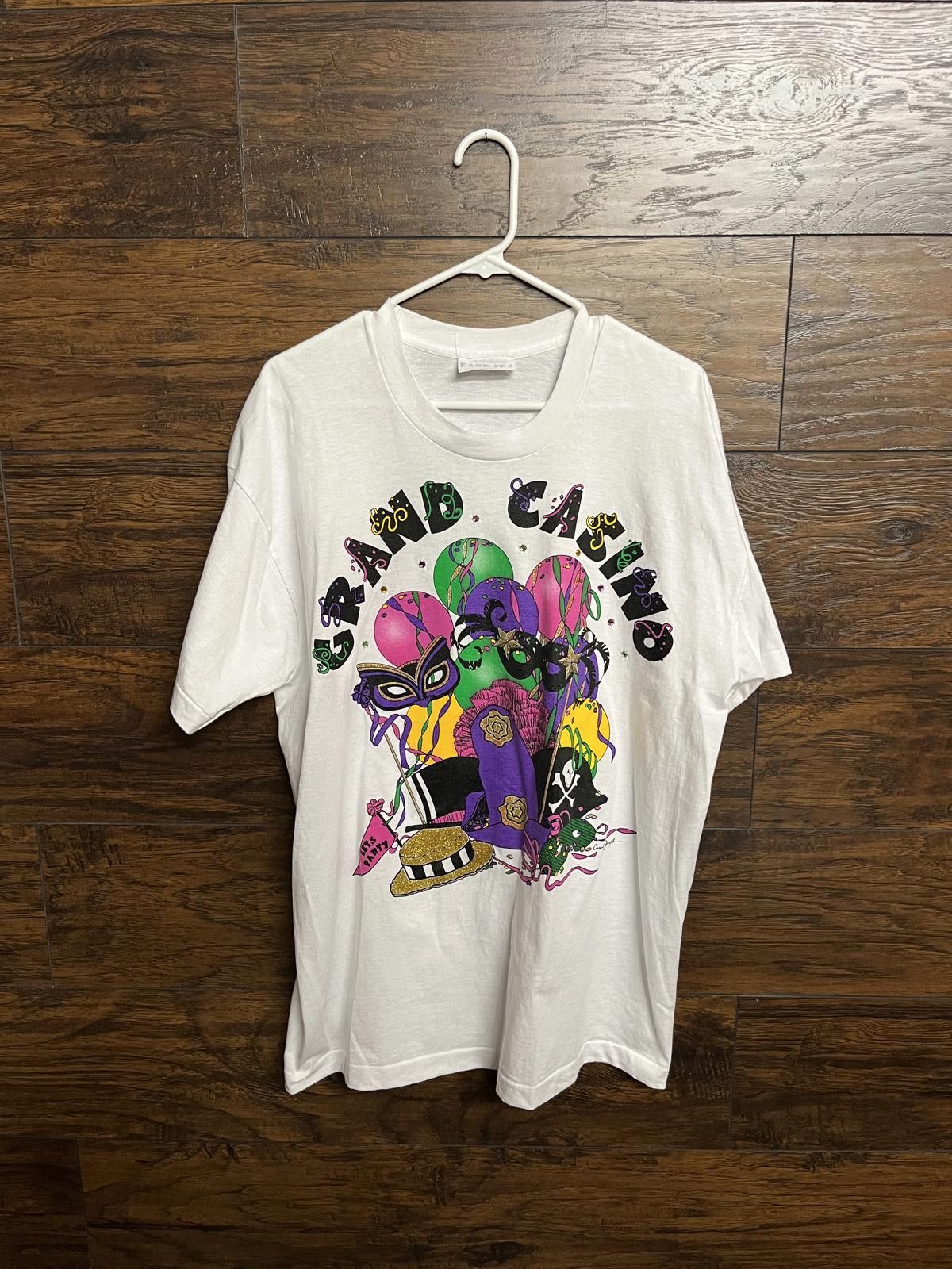 Designer VTG Cute Grand Casino Mardi Gras T-shirt Single Stitch XL Size US XL / EU 56 / 4 - 1 Thumbnail