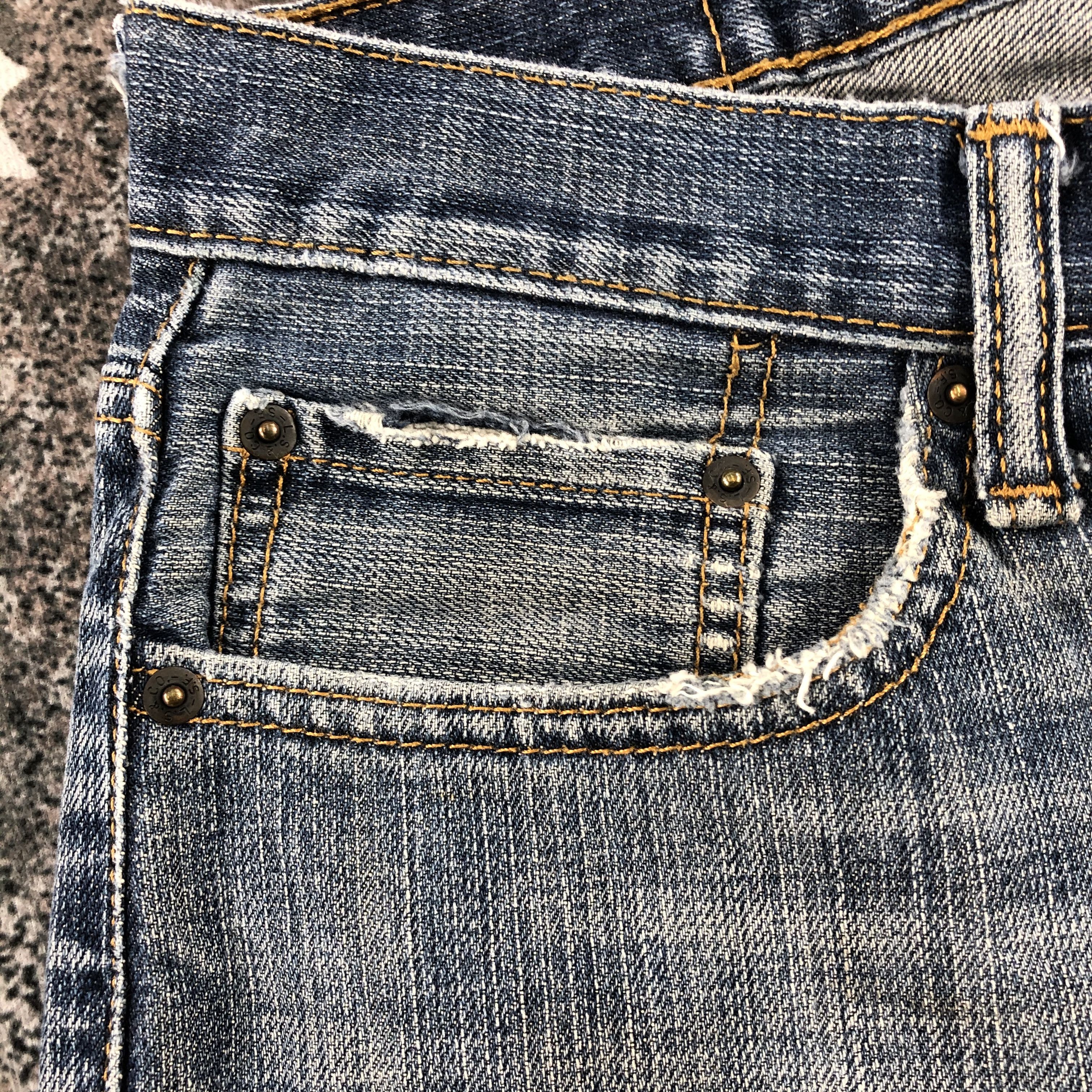 Levi's Vintage Levi's 559 Jeans Distressed Denim KJ998 Size US 33 - 13 Thumbnail