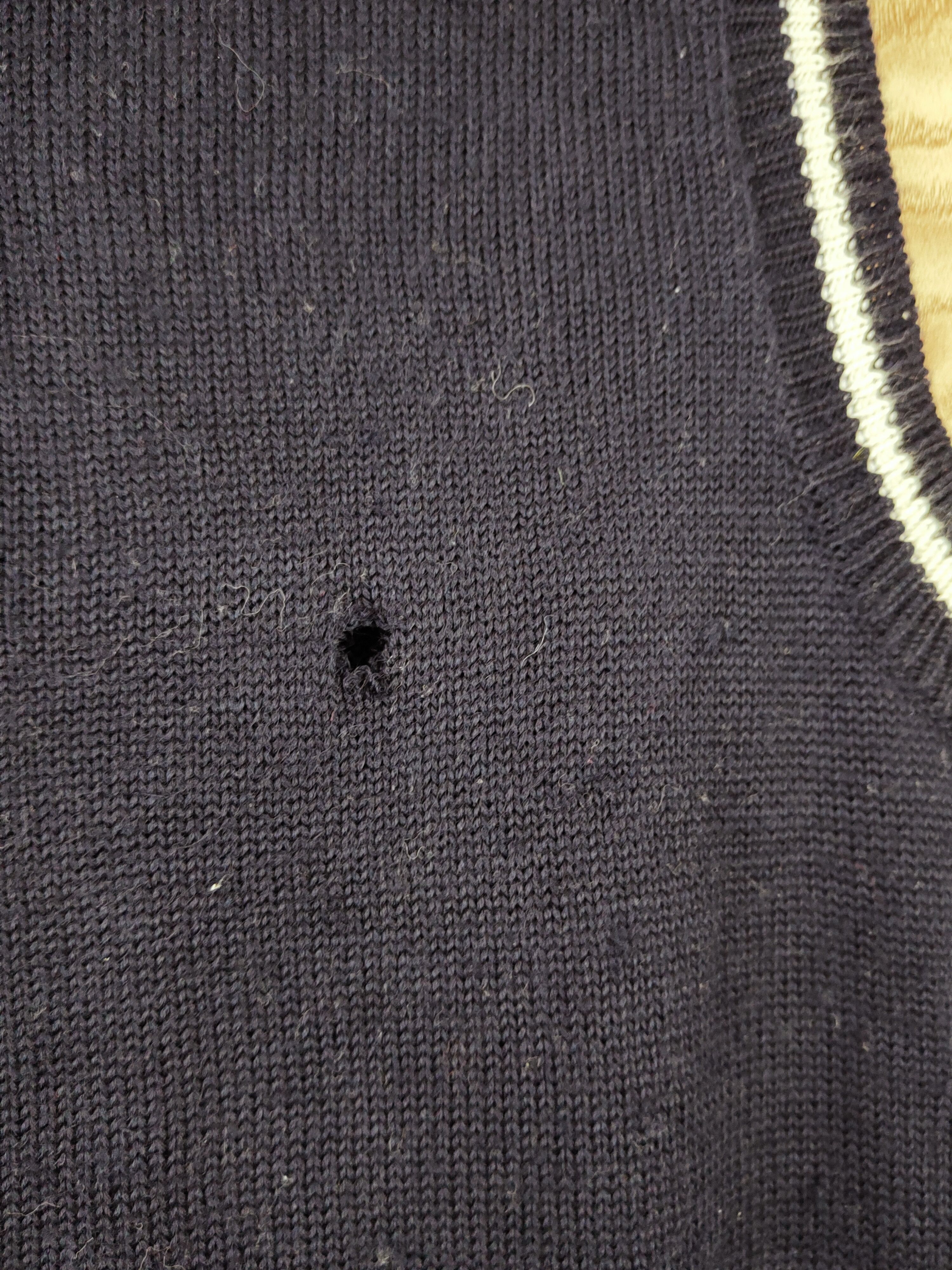 Ellesse × Homespun Knitwear × Japanese Brand Ellese Navy ripped vintage Knitwear Vests #W829 Size M / US 6-8 / IT 42-44 - 10 Thumbnail