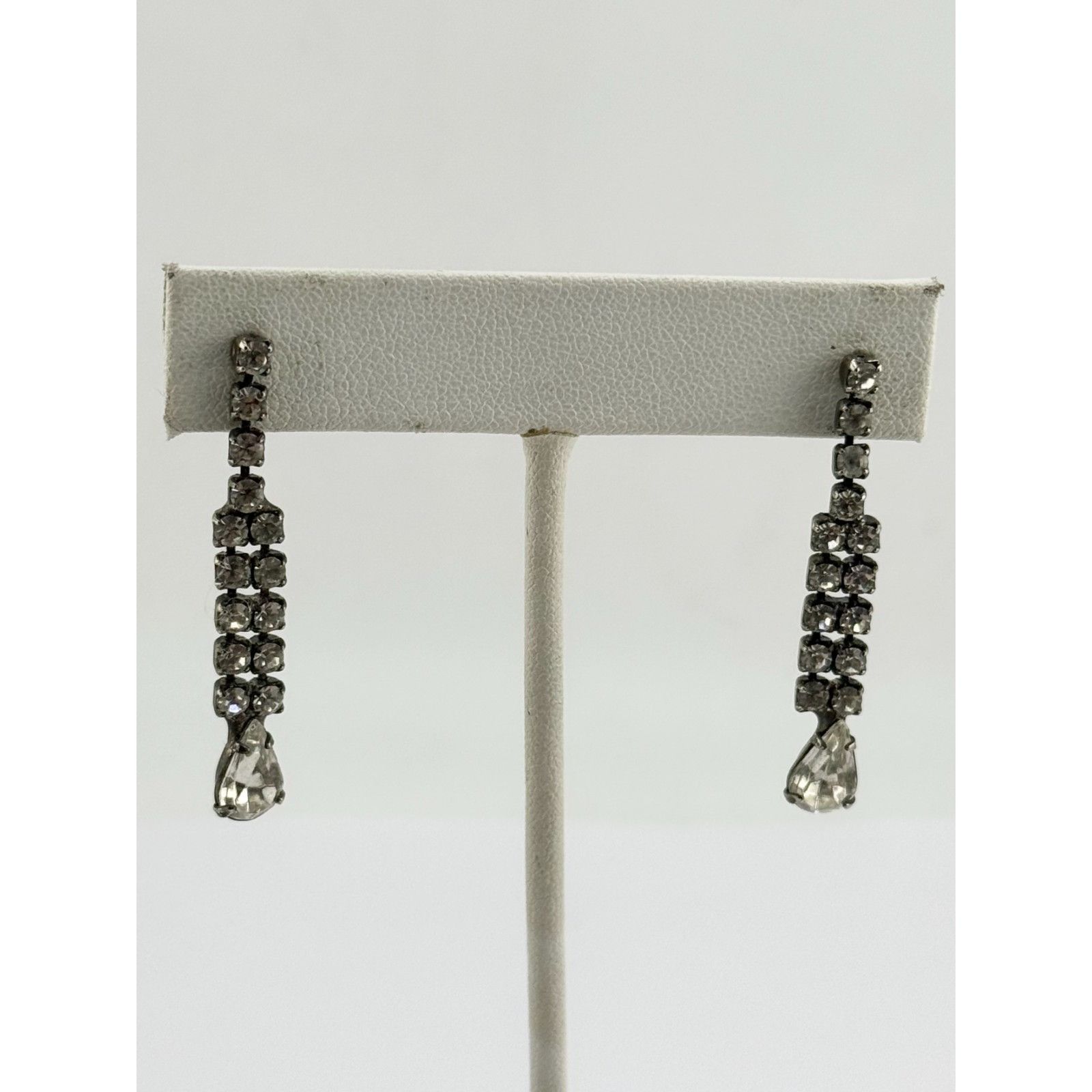Vintage Vintage rhinestone glass prong set dangle drop earrings Size ONE SIZE - 2 Thumbnail